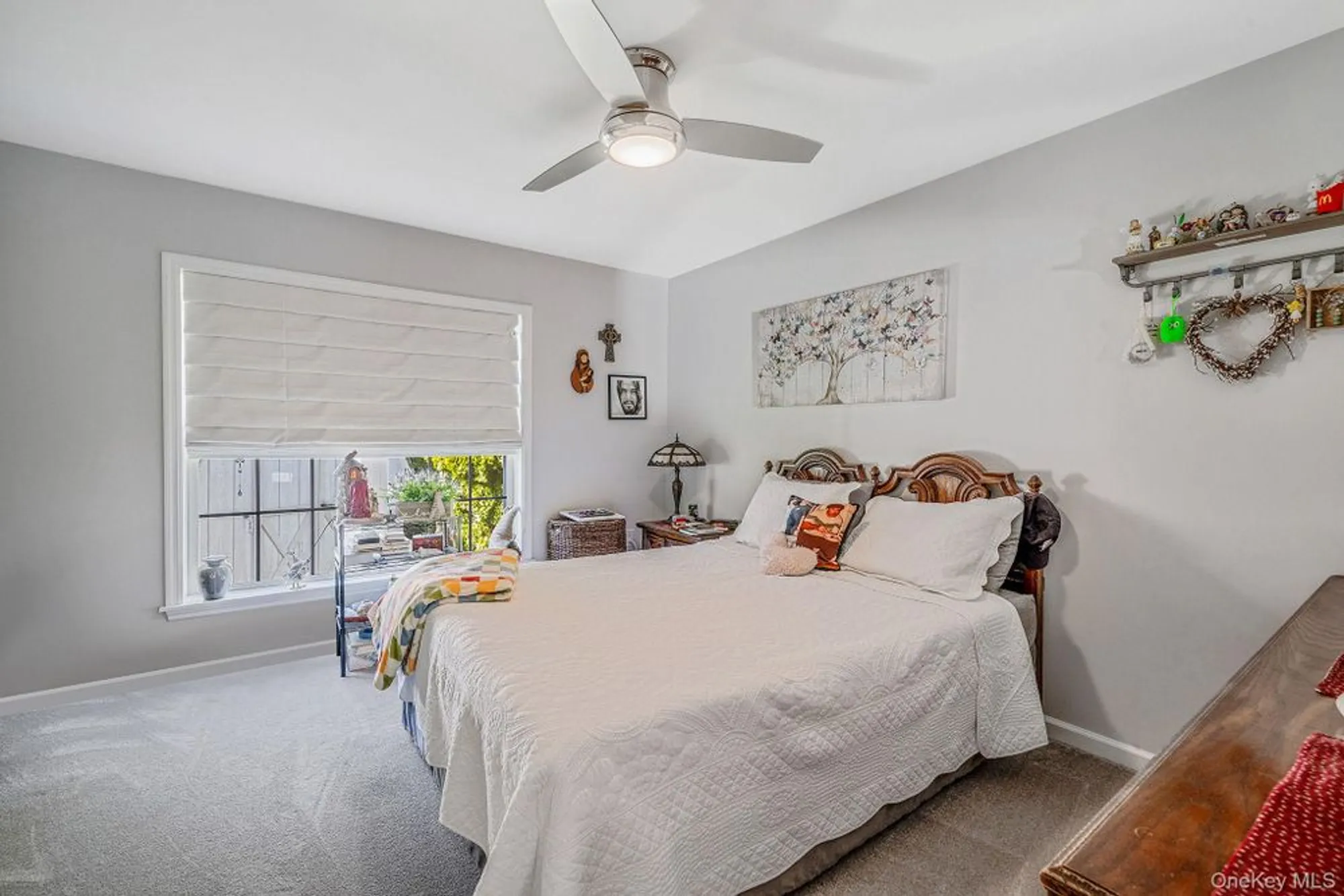 Property Slideshow image 30 of 48 | 1407 middle rd unit 258, Calverton, NY, 11933