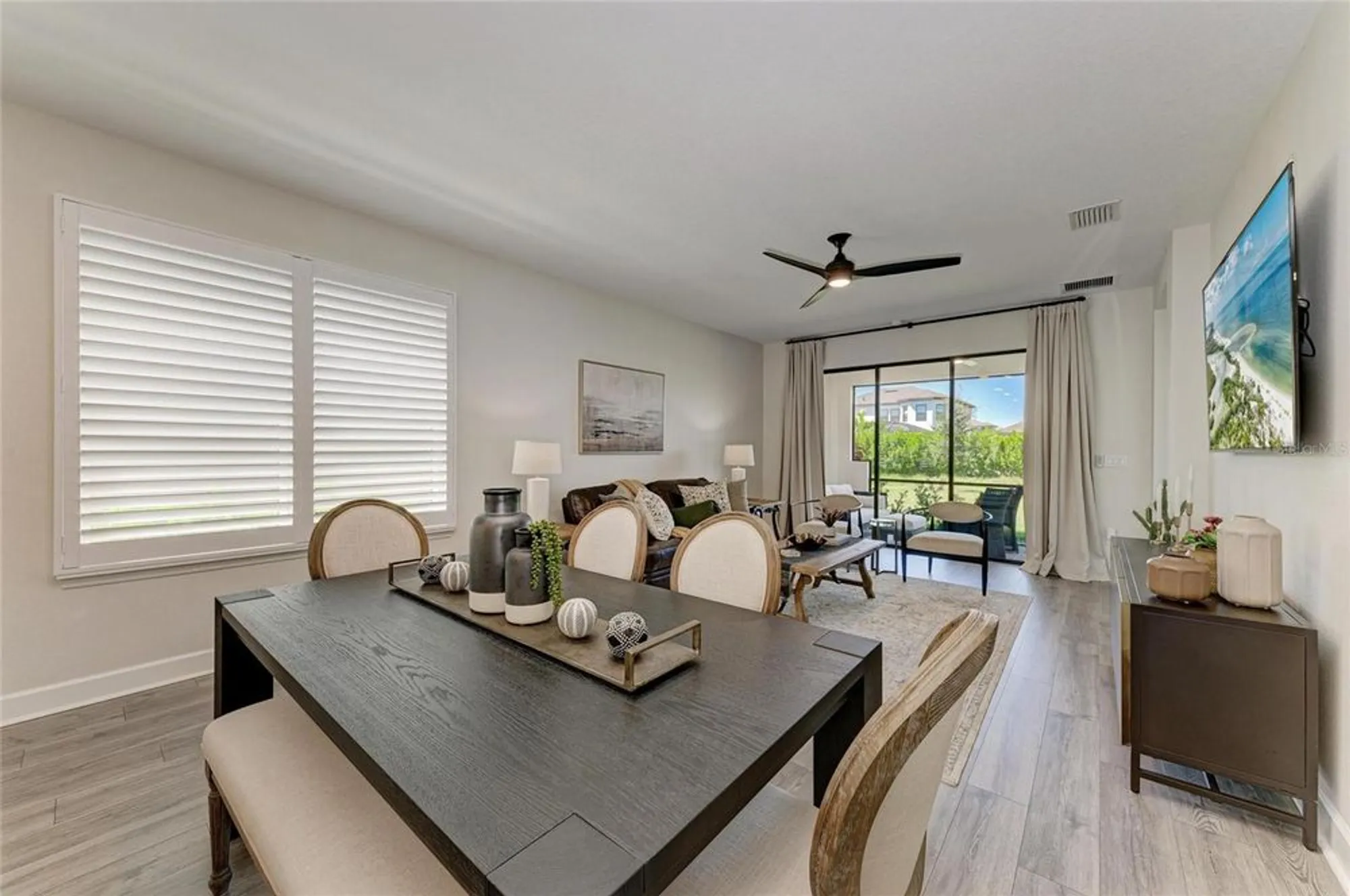 Property Slideshow image 14 of 53 | 16225 paynes mill dr, Bradenton, FL, 34211
