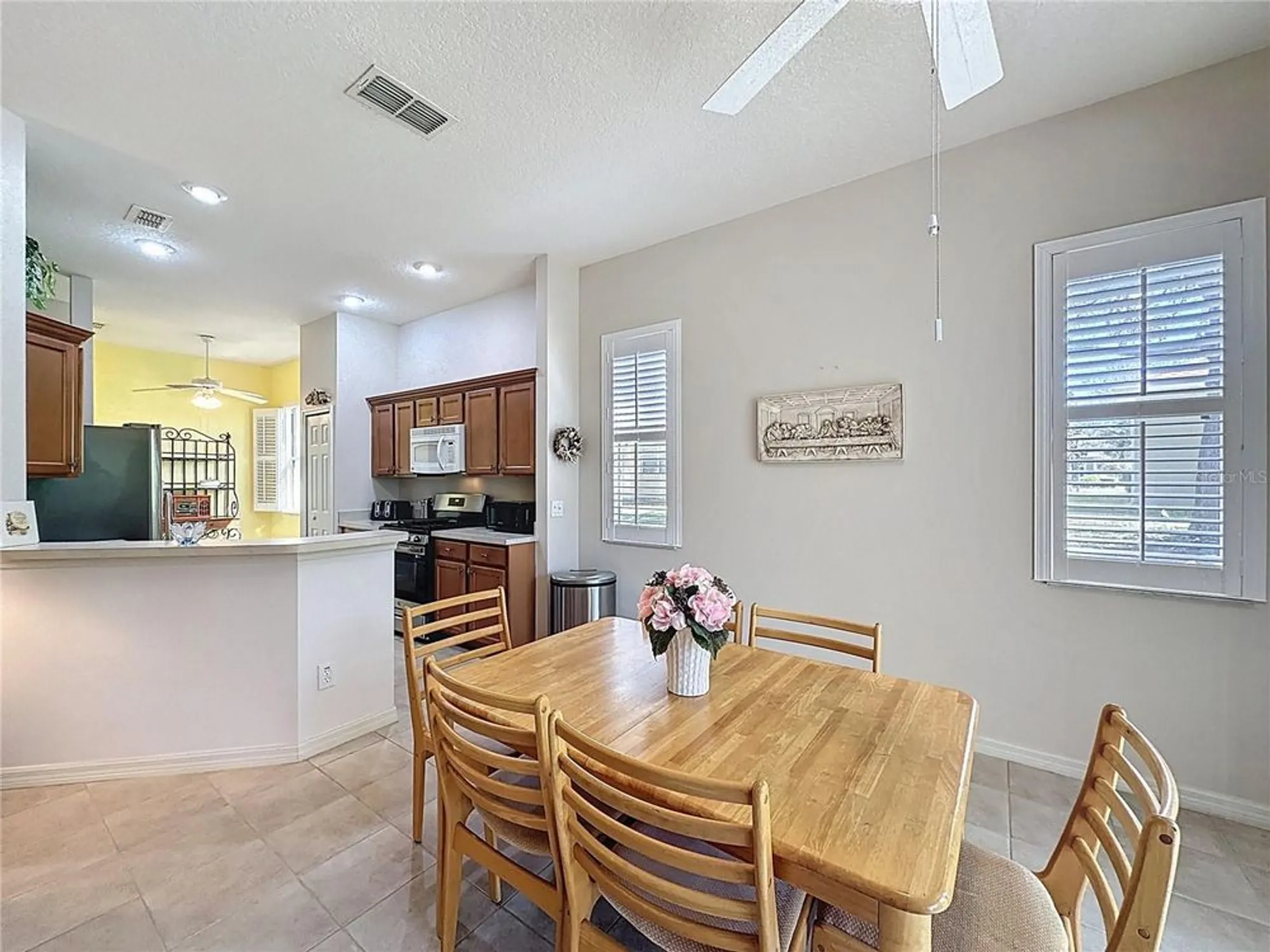 Property Slideshow image 9 of 51 | 120 crepe myrtle dr, Groveland, FL, 34736