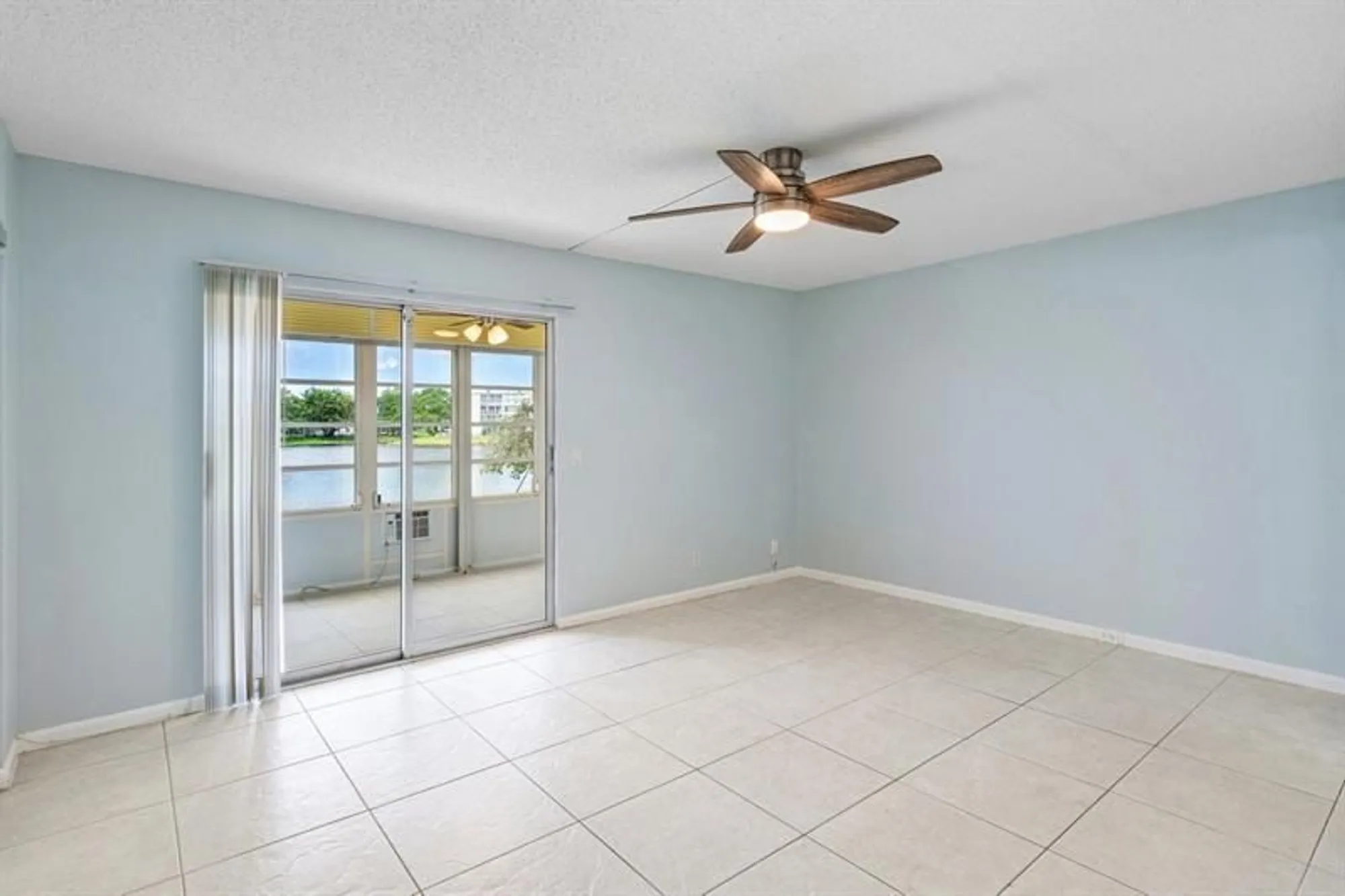 Property Slideshow image 9 of 62 | 1084 harwood f # 1084, Deerfield Beach, FL, 33442