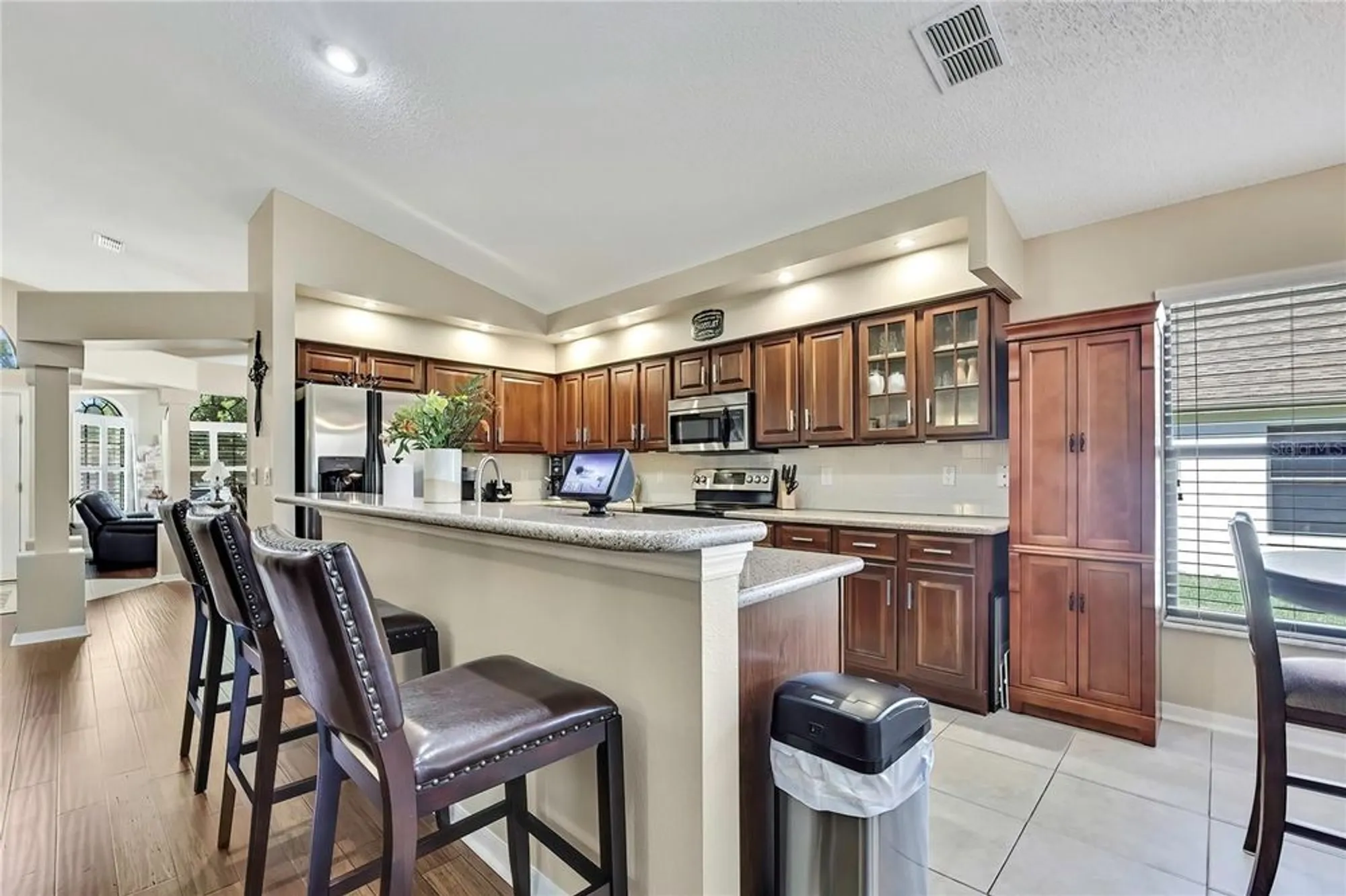 Property Slideshow image 13 of 54 | 488 fort mill ln, Spring Hill, FL, 34609