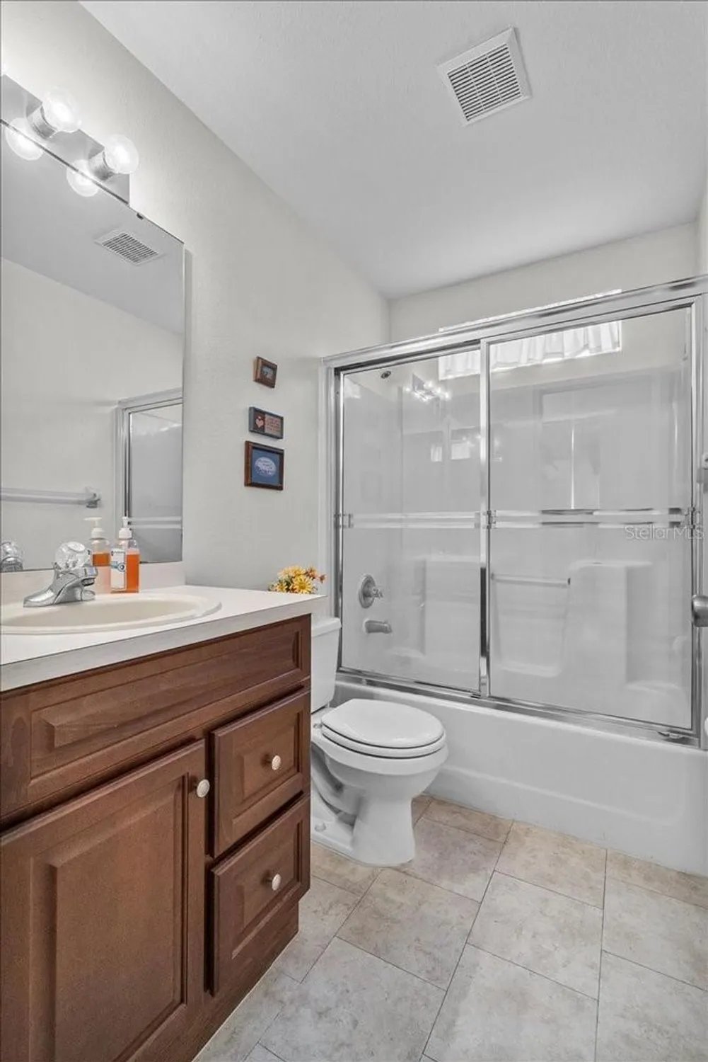 Property Slideshow image 24 of 100 | 6116 magpie dr, Lakeland, FL, 33809