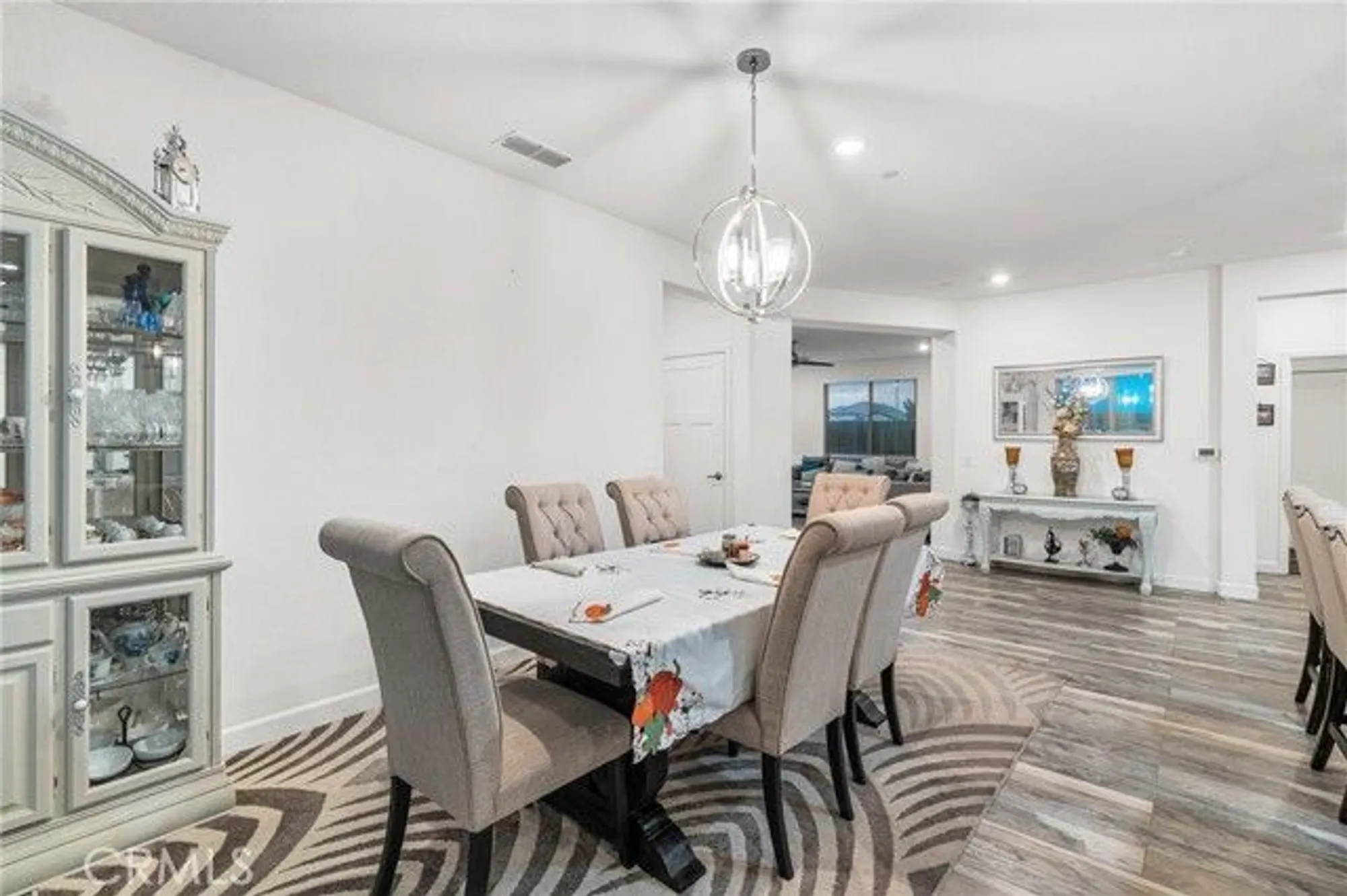 Property Slideshow image 39 of 40 | 9276 red thistle ct, Sacramento, CA, 95829