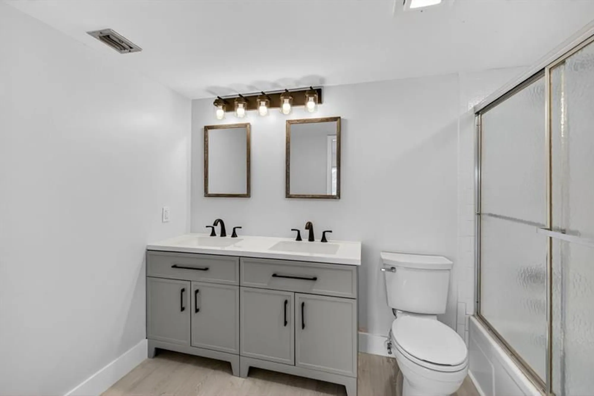 Property Slideshow image 16 of 24 | 2902 victoria cir g3, Coconut Creek, FL, 33066