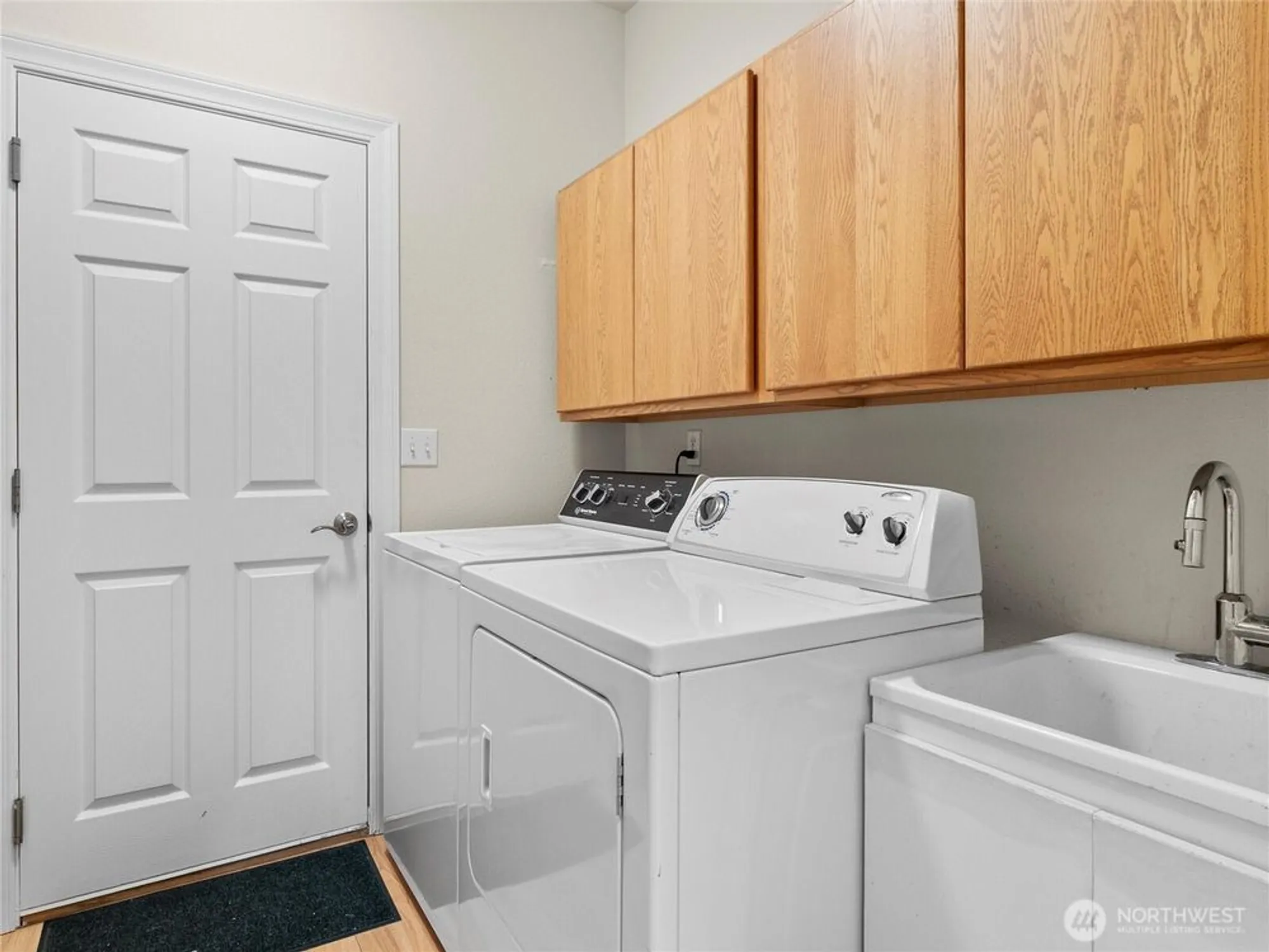 Property Slideshow image 27 of 40 | 4989 spokane st, Lacey, WA, 98516