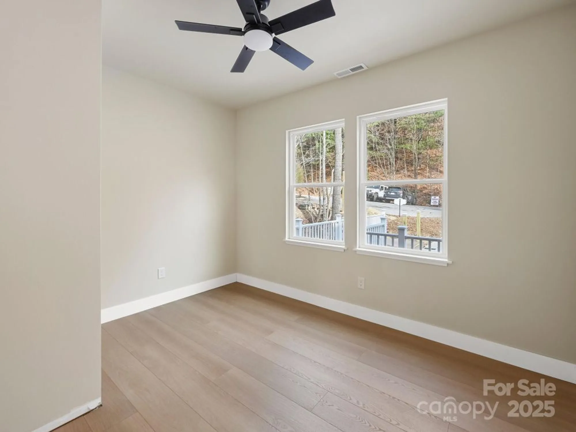 Property Slideshow image 20 of 21 | 296 carriage summitt way, Hendersonville, NC, 28791