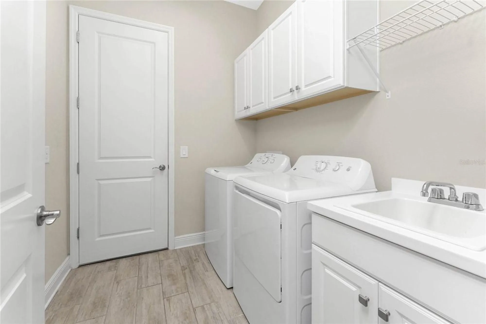 Property Slideshow image 48 of 71 | 26798 weiskopf dr, Englewood, FL, 34223