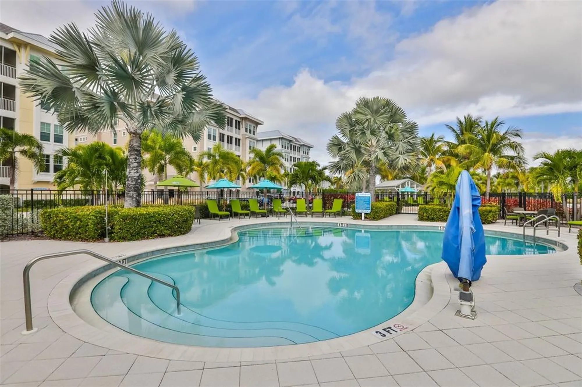 Property Slideshow image 46 of 89 | 391 aruba cir unit 302, Bradenton, FL, 34209