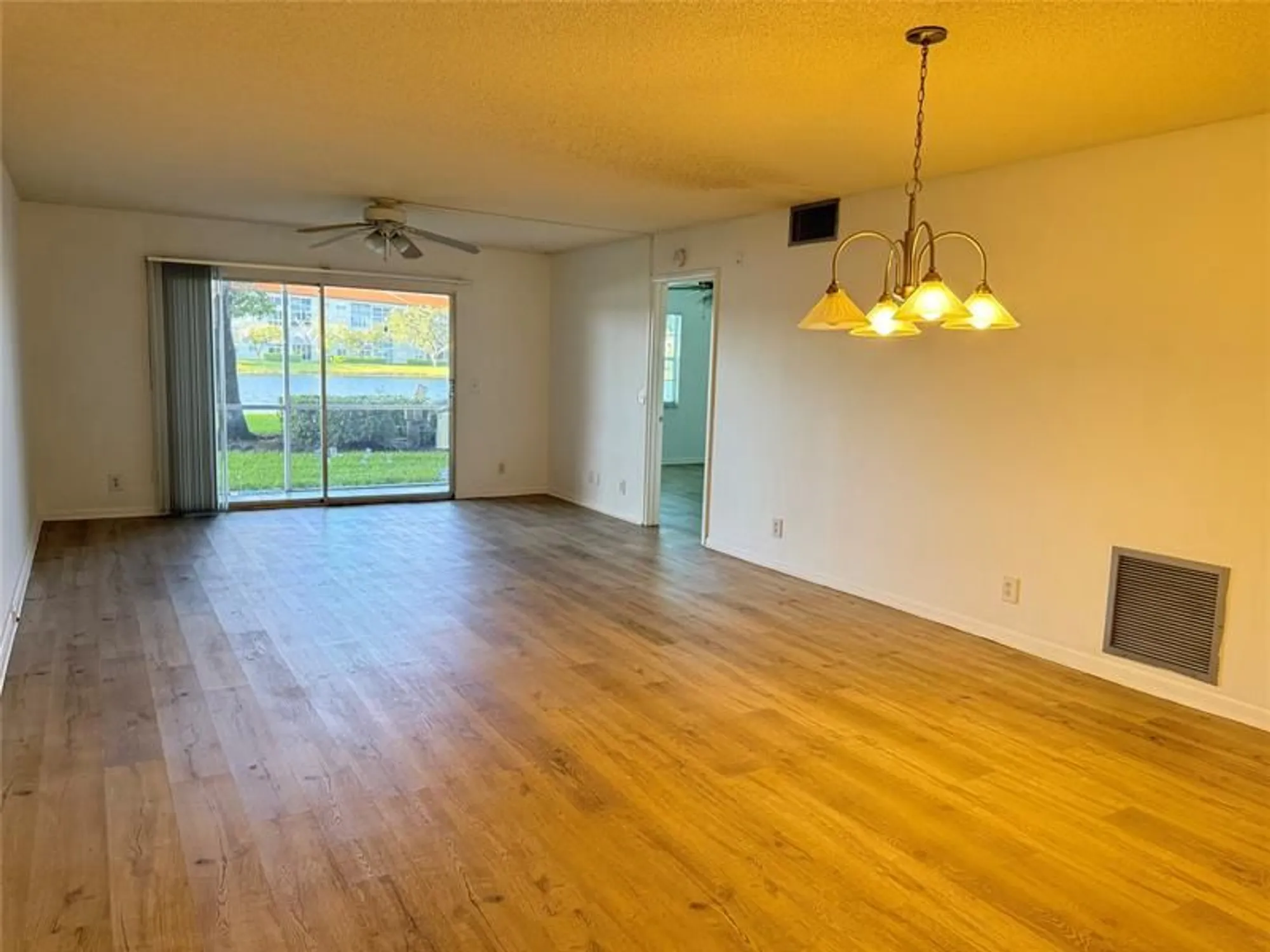 Property Slideshow image 11 of 17 | 13001 sw 15th ct apt 106t, Pembroke Pines, FL, 33027