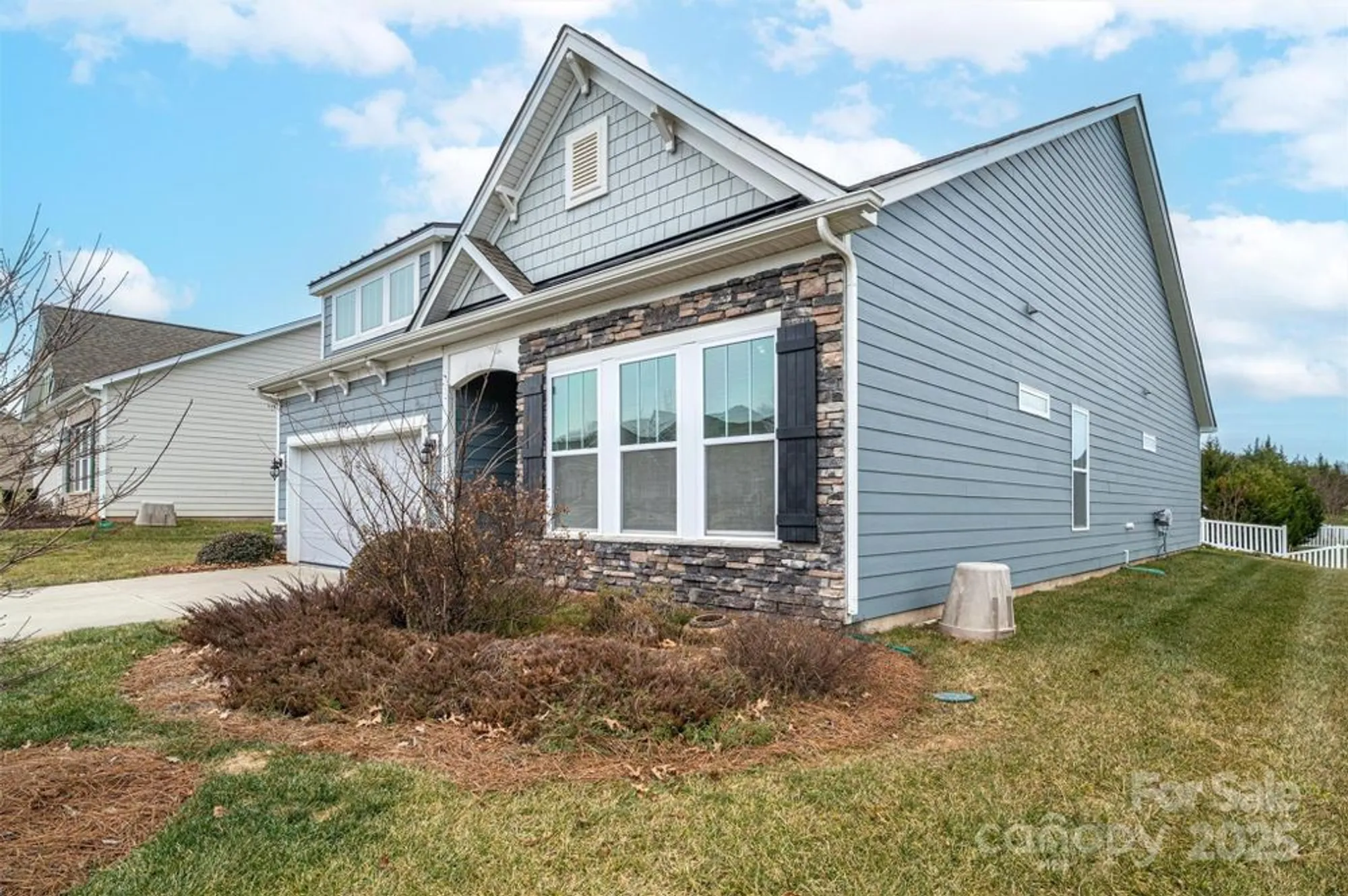 Property Slideshow image 3 of 40 | 131 e northstone rd, Mooresville, NC, 28115