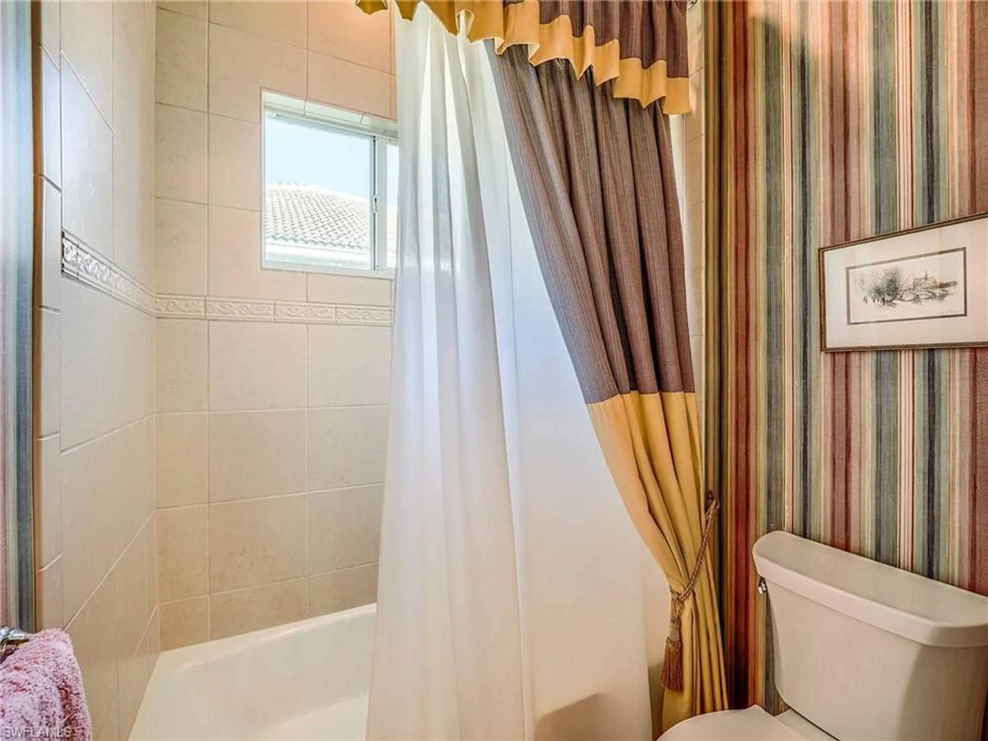 Property Slideshow image 23 of 49 | 3430 shady bnd, Fort Myers, FL, 33905