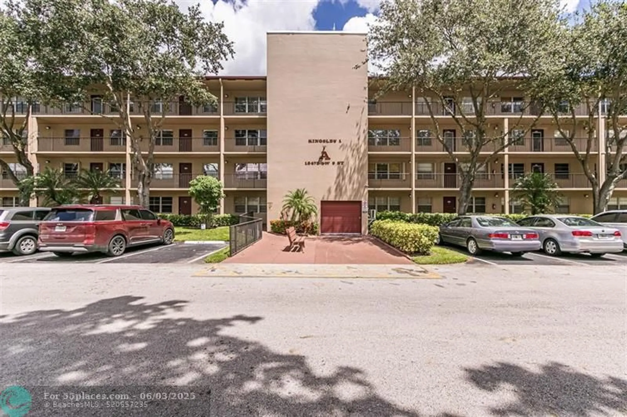 Property Slideshow image 4 of 29 | 13475 sw 9th st apt 306, Pembroke Pines, FL, 33027