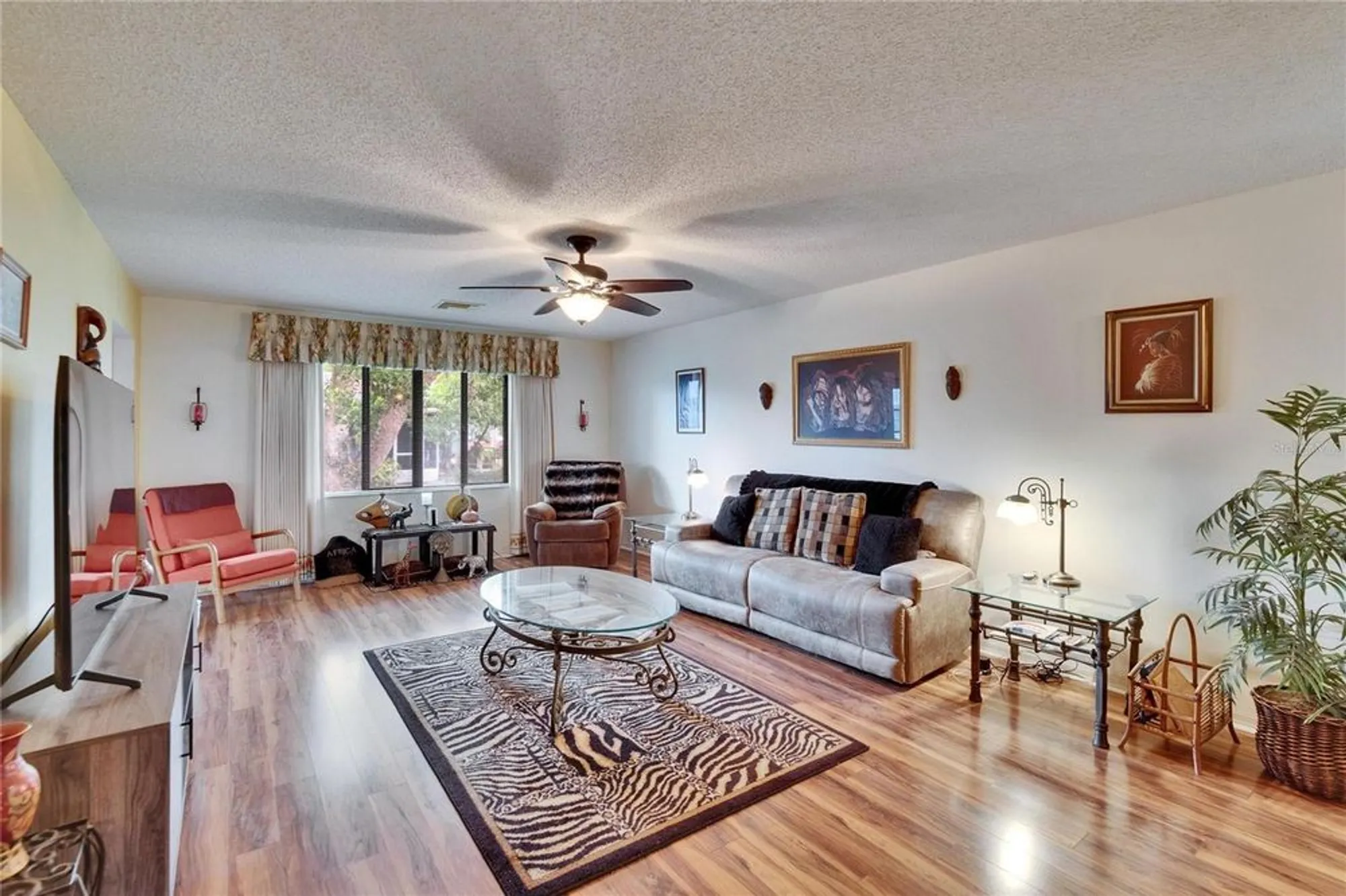 Property Slideshow image 13 of 59 | 1426 ingram dr # 1426, Sun City Center, FL, 33573