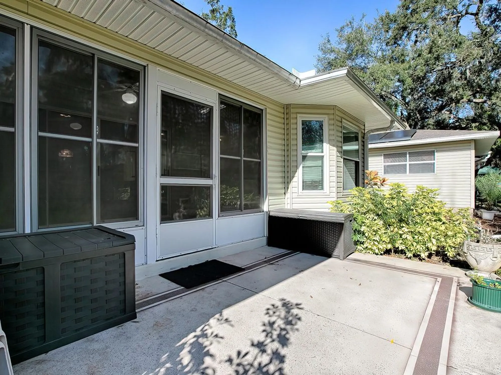 Property Slideshow image 33 of 38 | 32622 oak park dr, Leesburg, FL, 34748