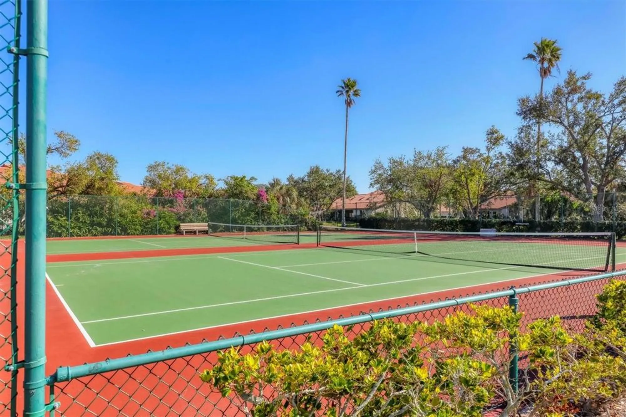 Property Slideshow image 50 of 59 | 3825 wilshire cir 1, Sarasota, FL, 34238