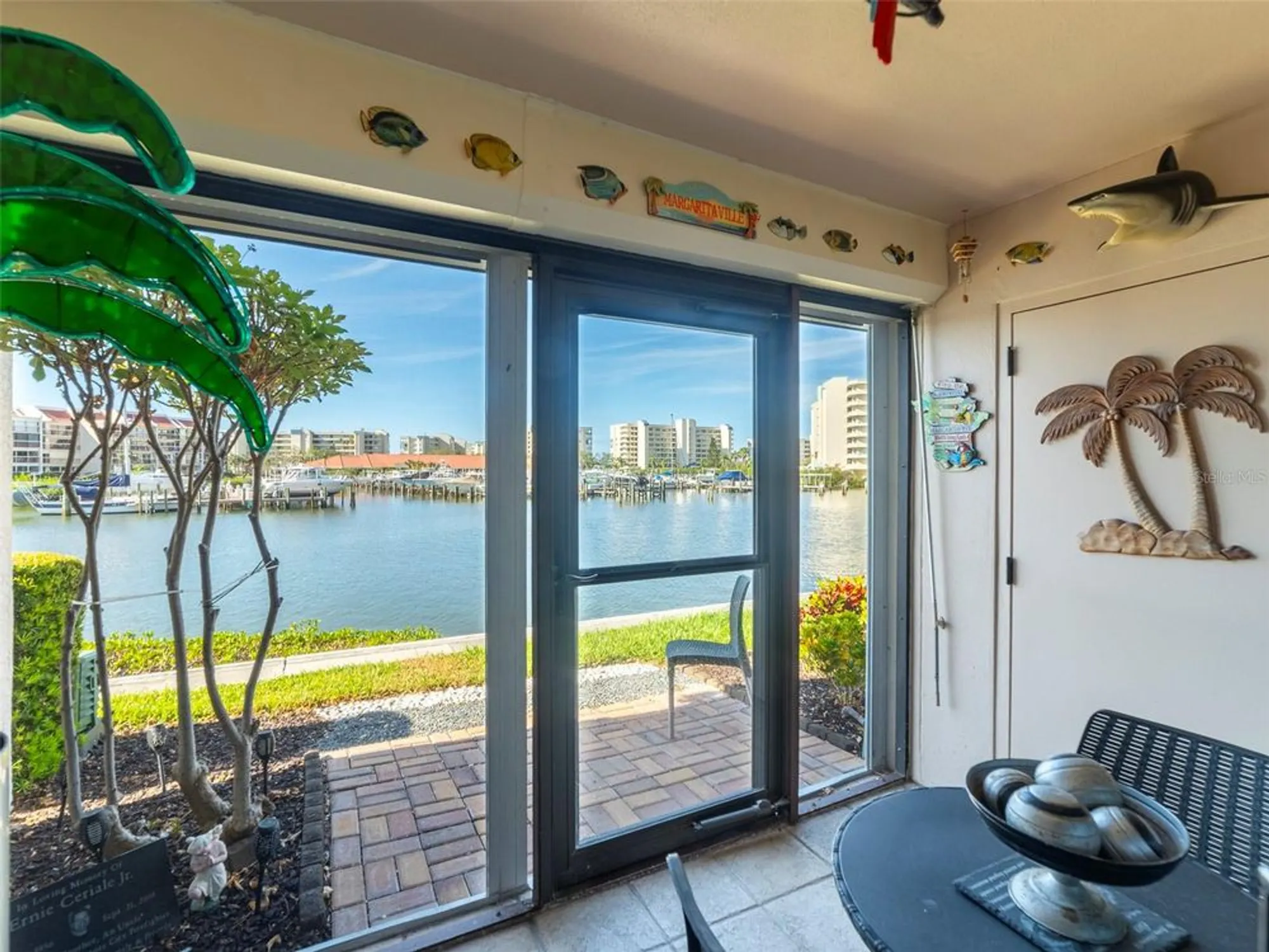 Property Slideshow image 16 of 36 | 7600 sun island dr 107, South Pasadena, FL, 33707