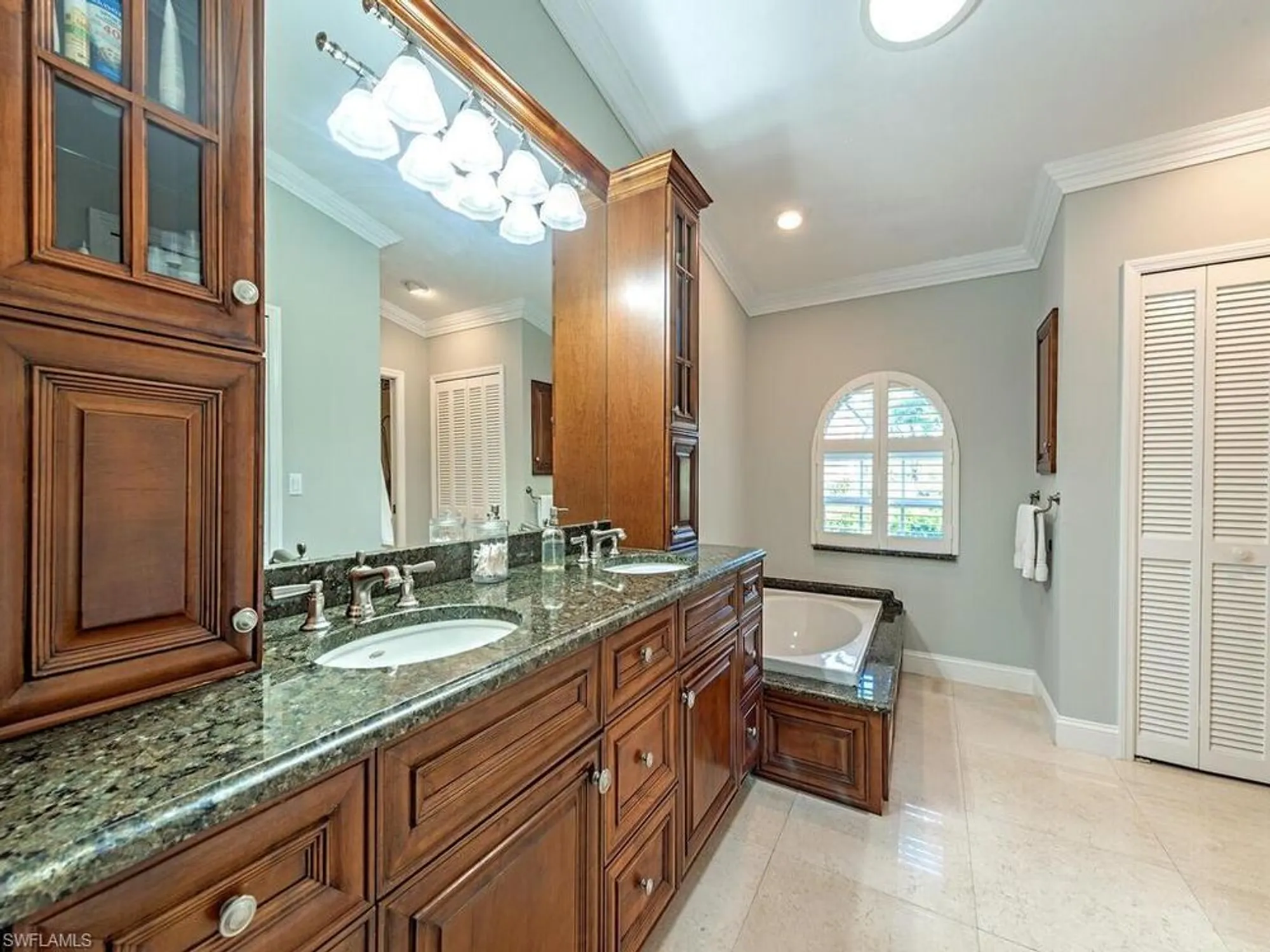 Property Slideshow image 11 of 20 | 3751 catbrier ct, Bonita Springs, FL, 34134