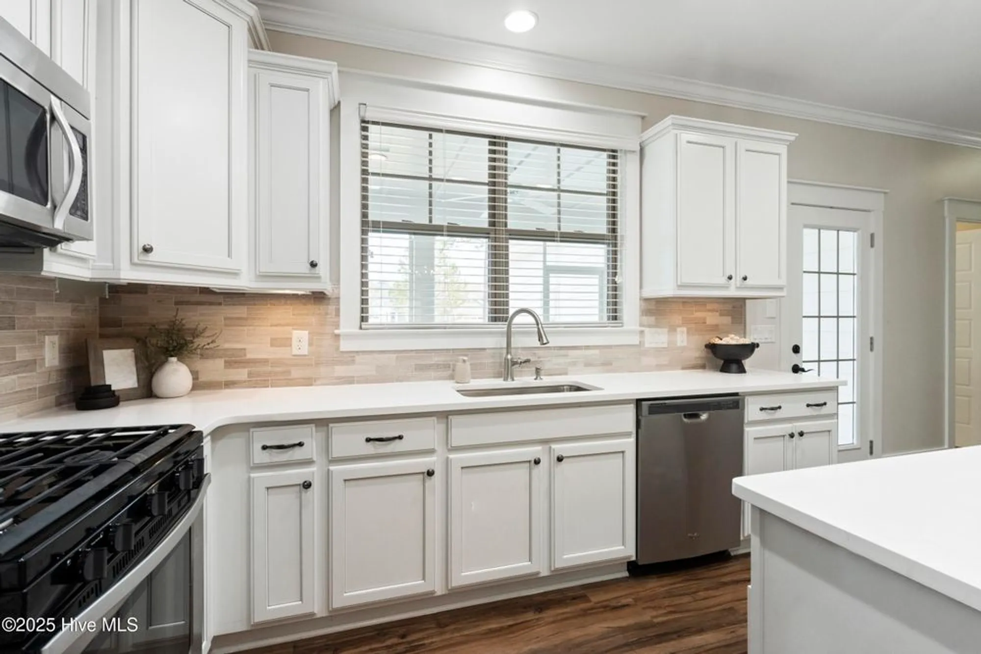 Property Slideshow image 10 of 37 | 2111 shelmore way, Leland, NC, 28451