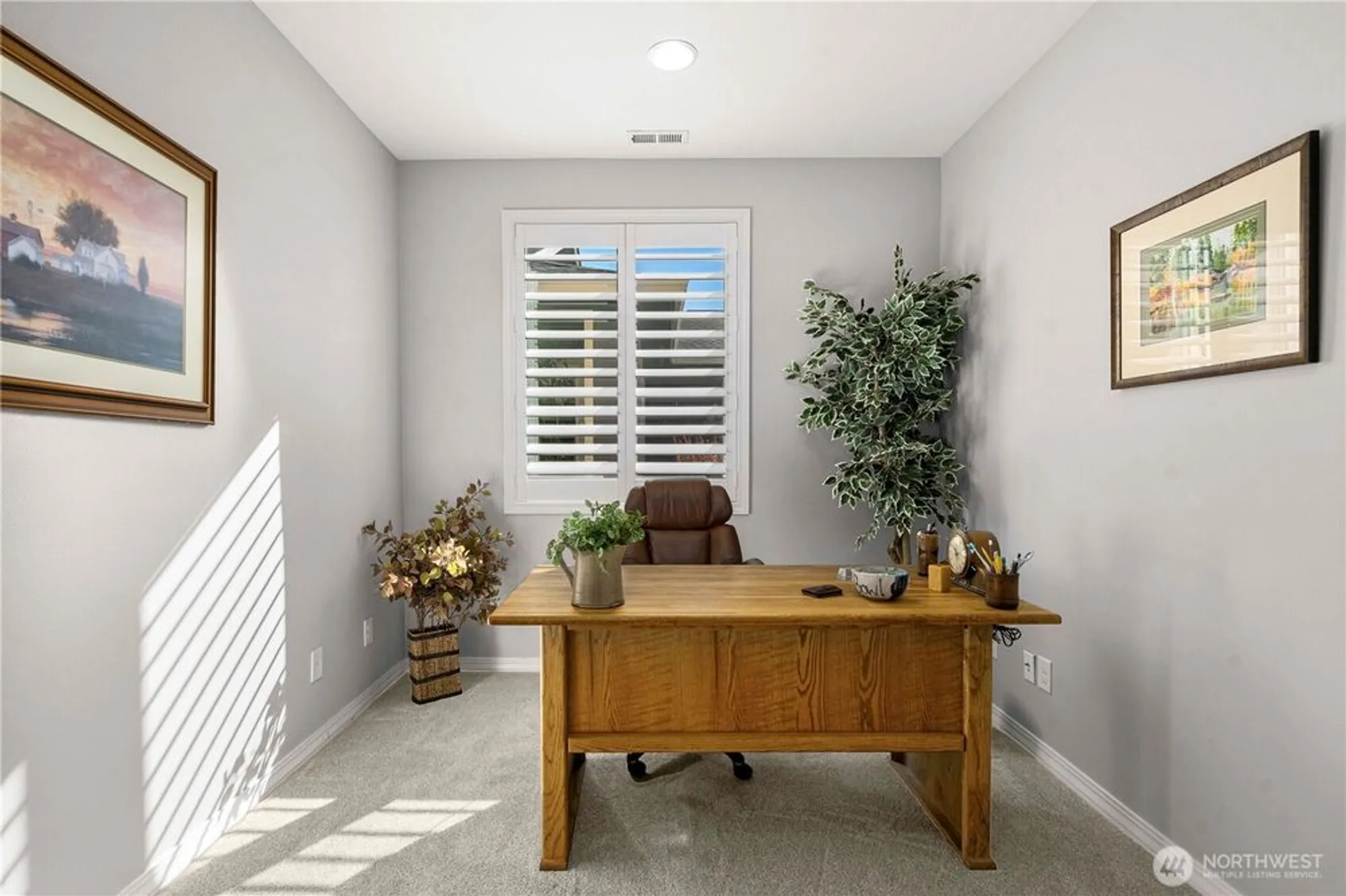 Property Slideshow image 12 of 33 | 14613 knoll park ct, Bonney Lake, WA, 98391