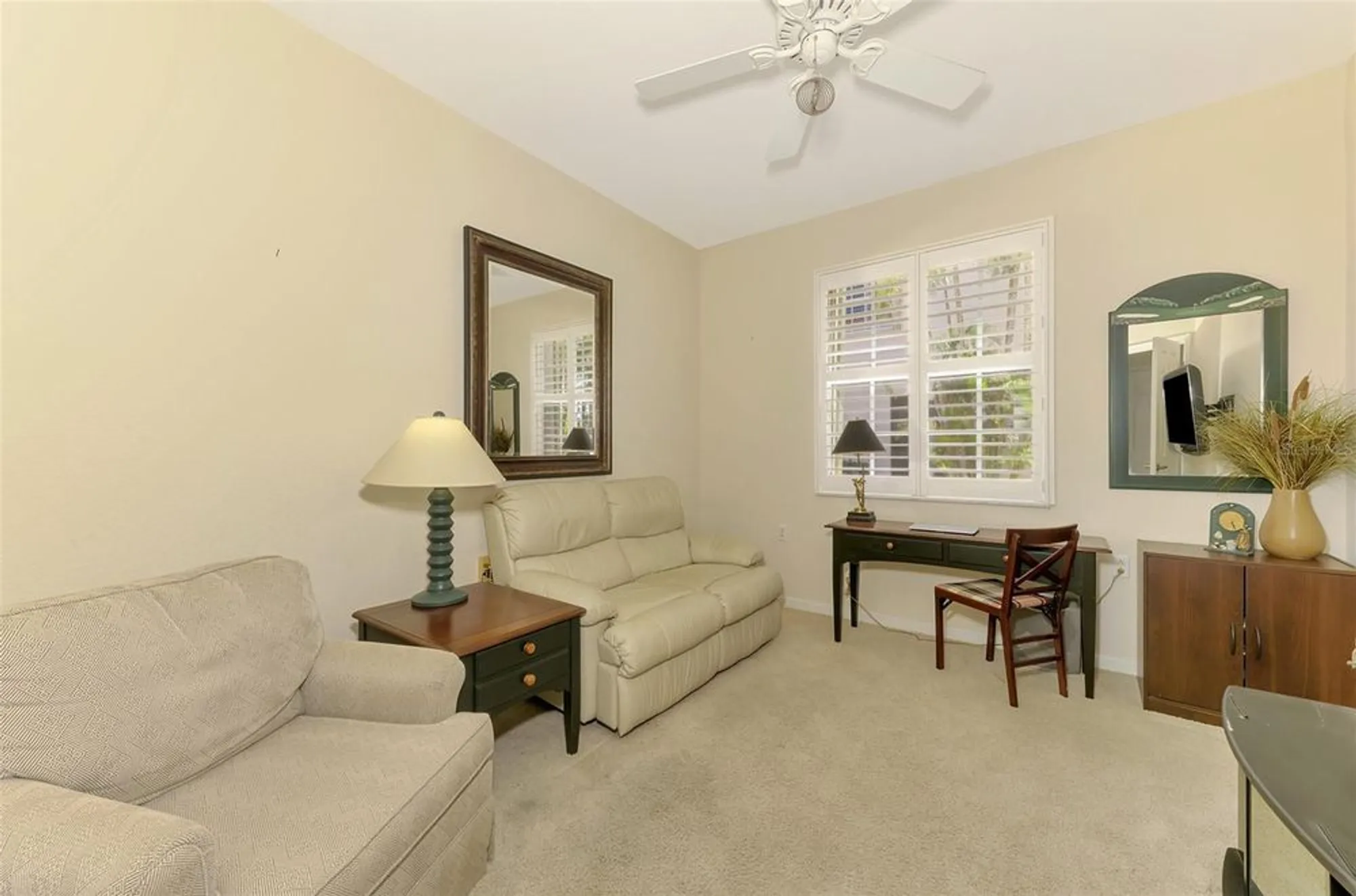 Property Slideshow image 32 of 82 | 4692 club dr # 101, Port Charlotte, FL, 33953