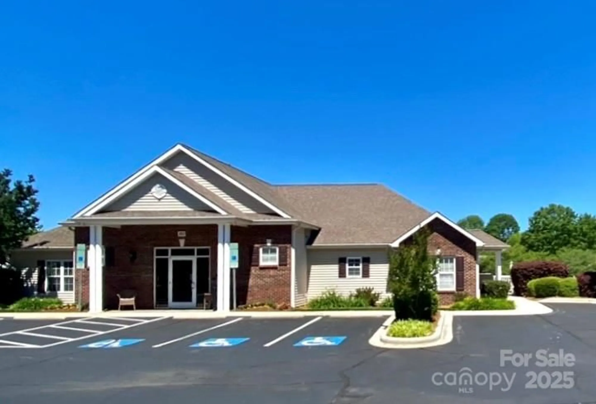 Property Slideshow image 35 of 43 | 101 keswick ln, Mooresville, NC, 28117