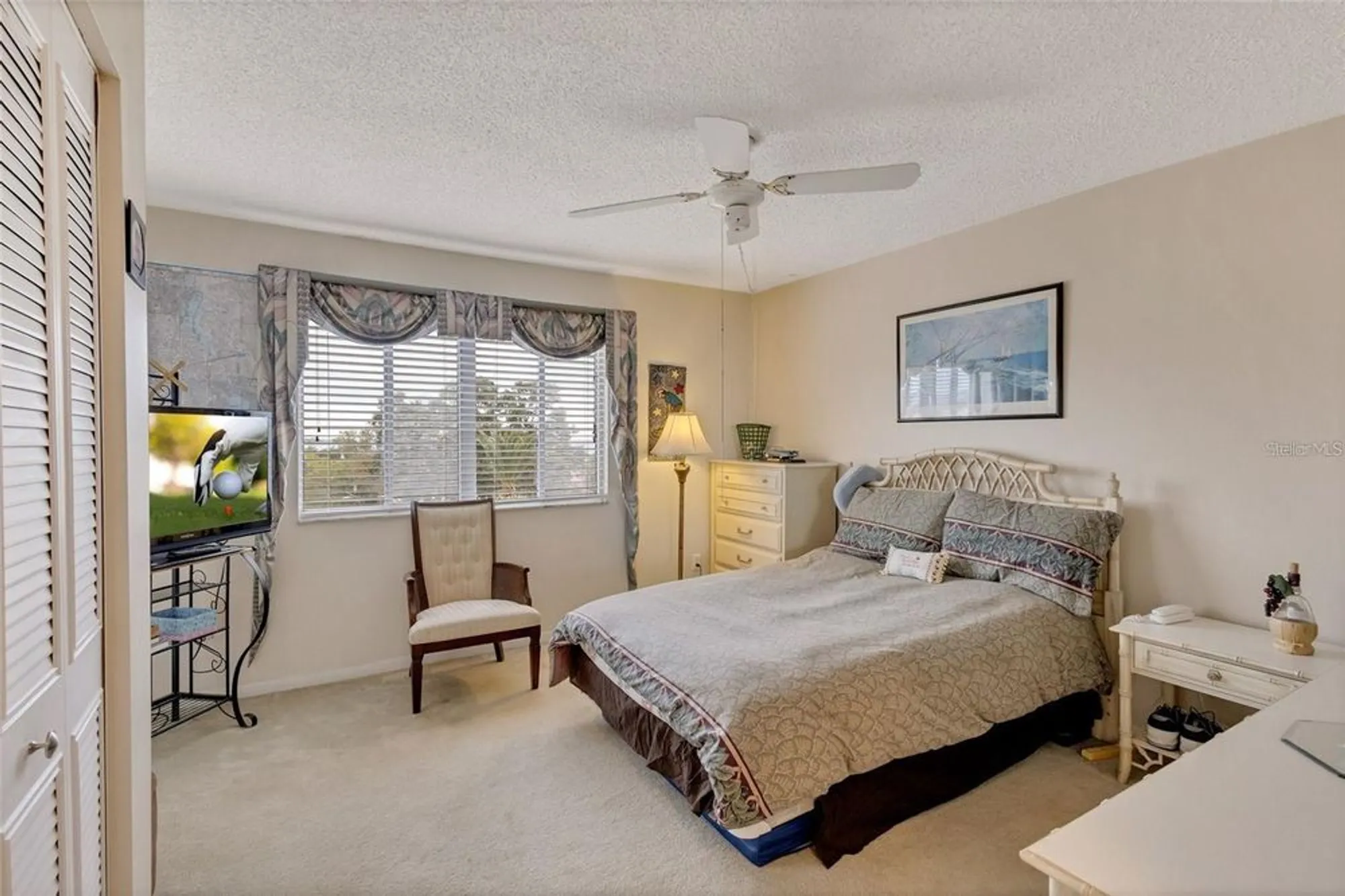 Property Slideshow image 14 of 38 | 19029 us highway 19 n apt 9-308, Clearwater, FL, 33764