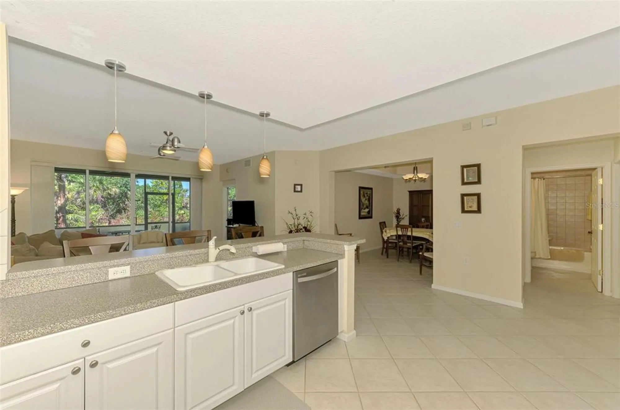 Property Slideshow image 13 of 77 | 3433 grand vista ct unit 102, Port Charlotte, FL, 33953