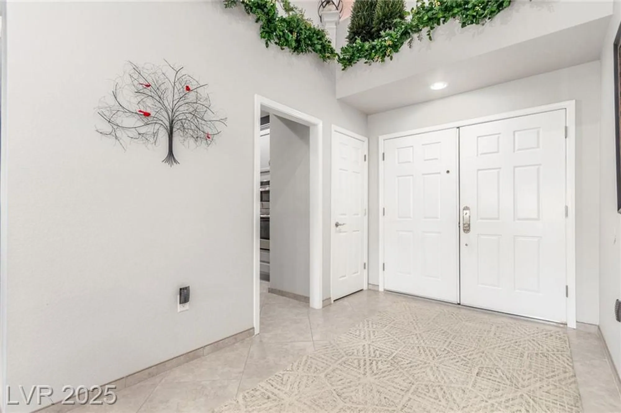 Property Slideshow image 7 of 30 | 2456 desert glen dr, Las Vegas, NV, 89134