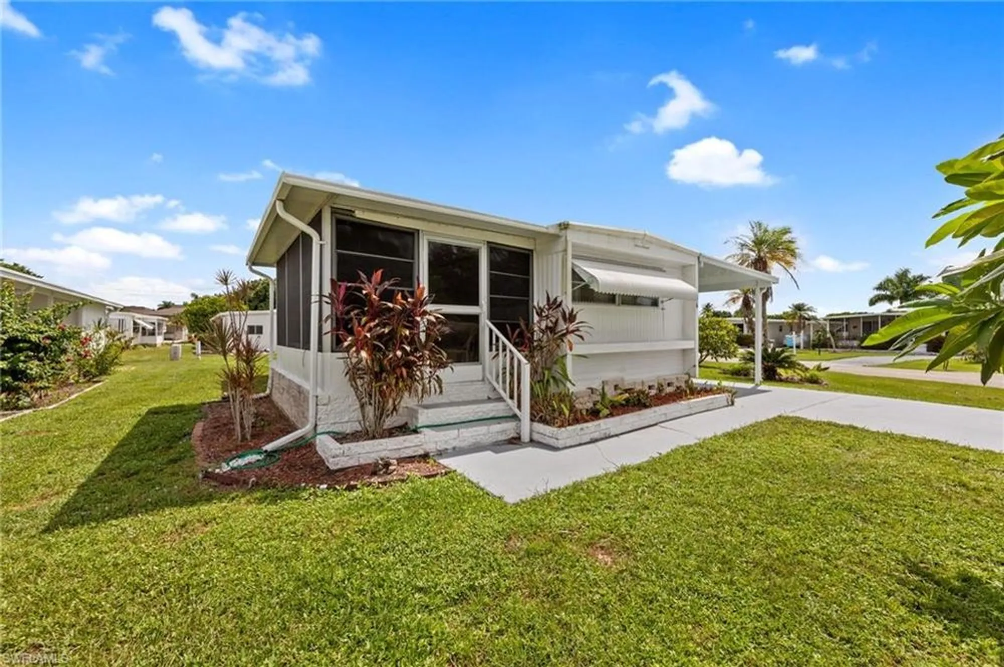 Property Slideshow image 1 of 40 | 16 san remo cir, Naples, FL, 34112