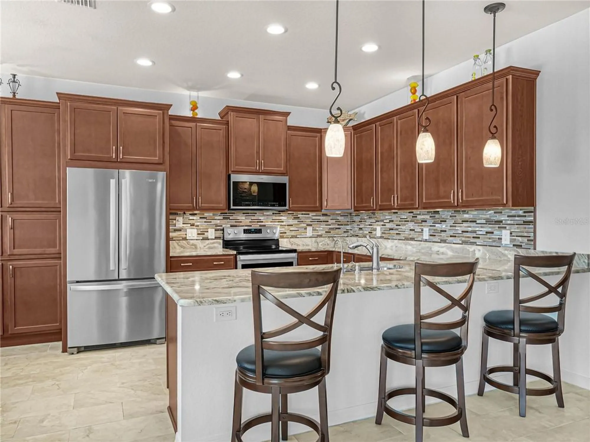 Property Slideshow image 4 of 68 | 1069 sawgrass dr, Winter Haven, FL, 33884