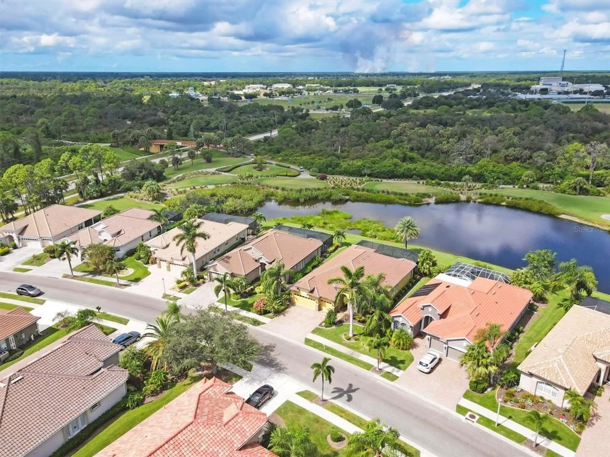 Property Slideshow image 4 of 90 | 1051 creek nine dr, North Port, FL, 34291