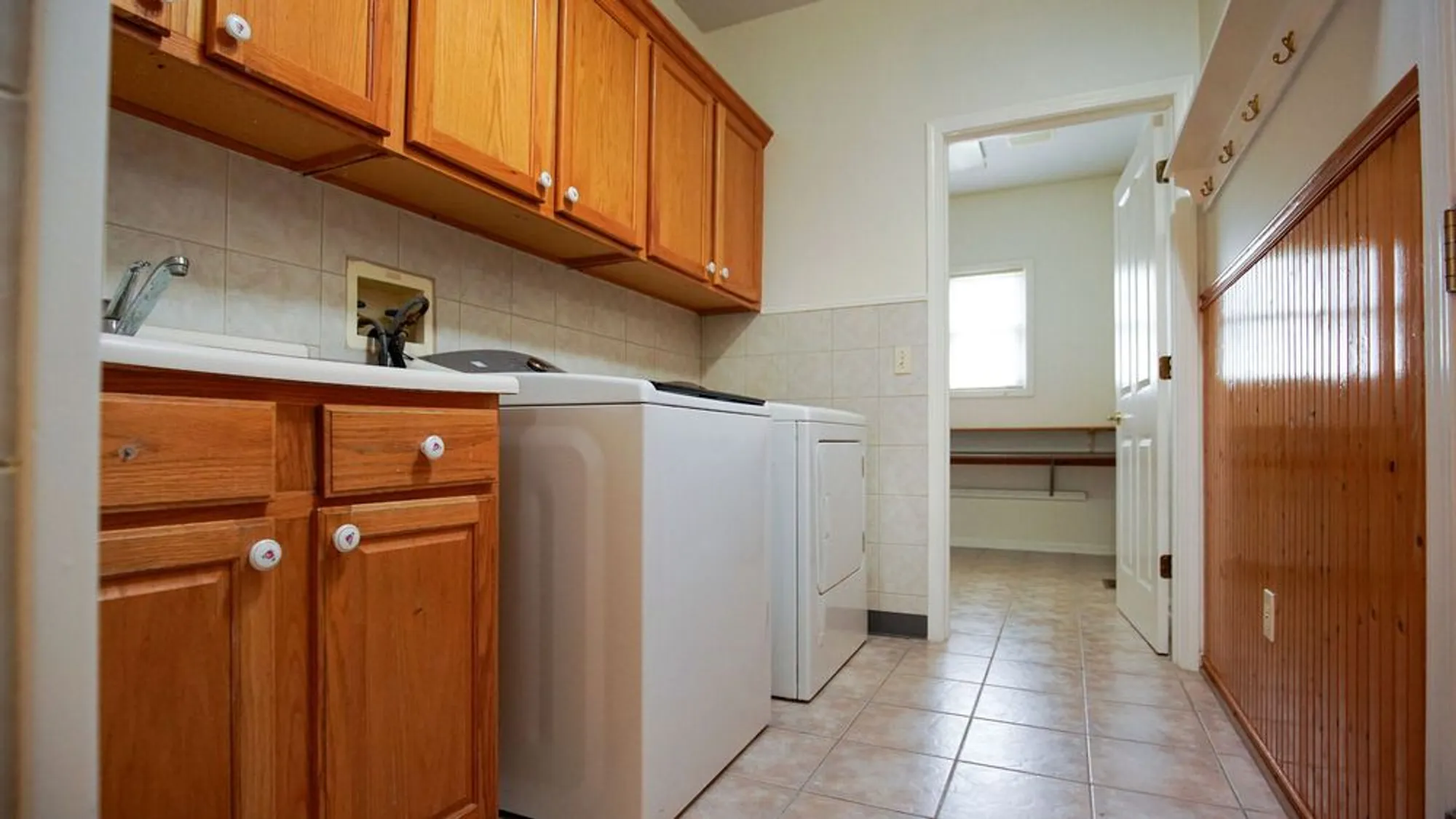 Property Slideshow image 15 of 38 | 12298 winding creek loop, Huntley, IL, 60142