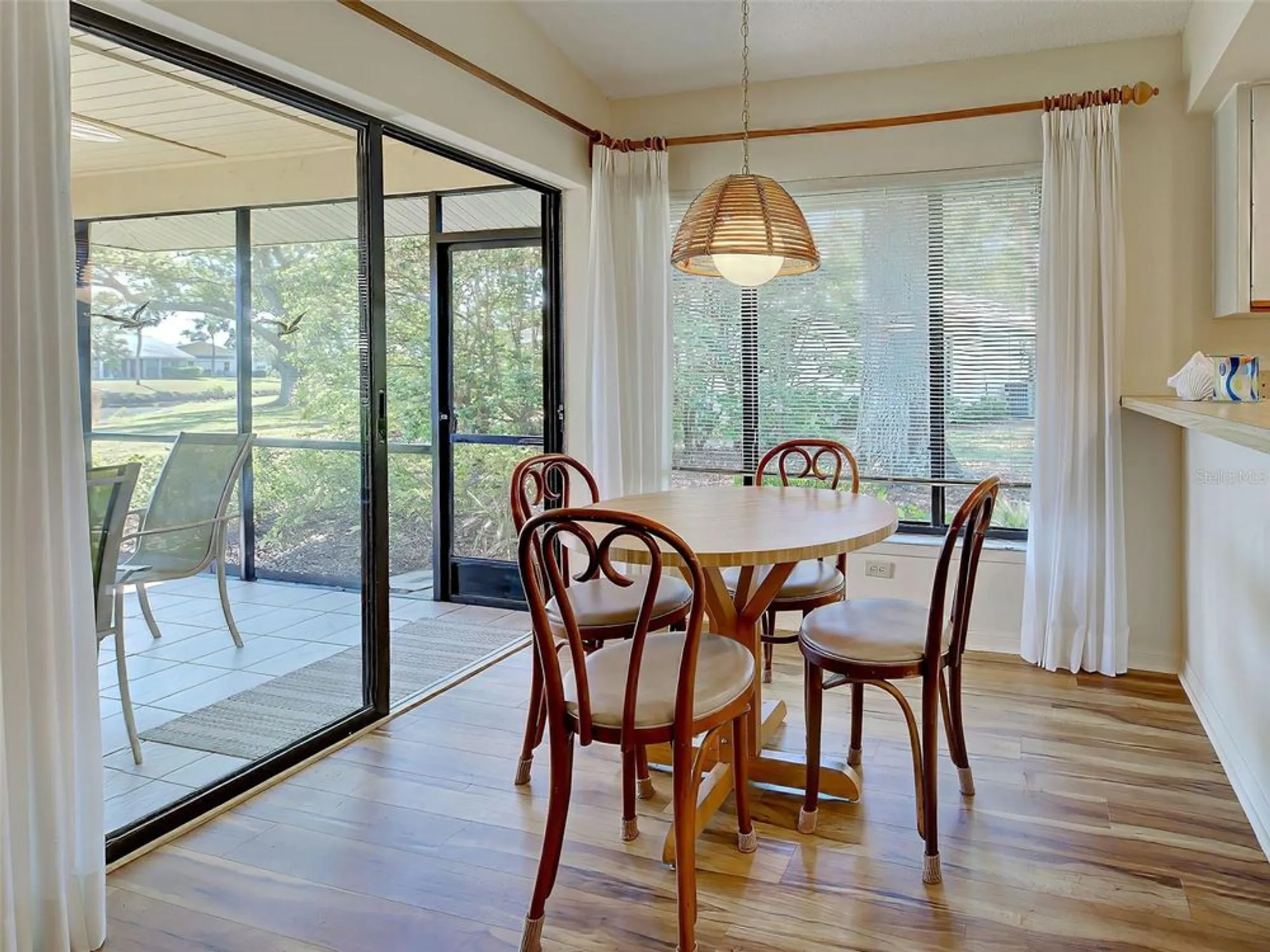 Property Slideshow image 25 of 74 | 220 southampton dr 325, Venice, FL, 34293
