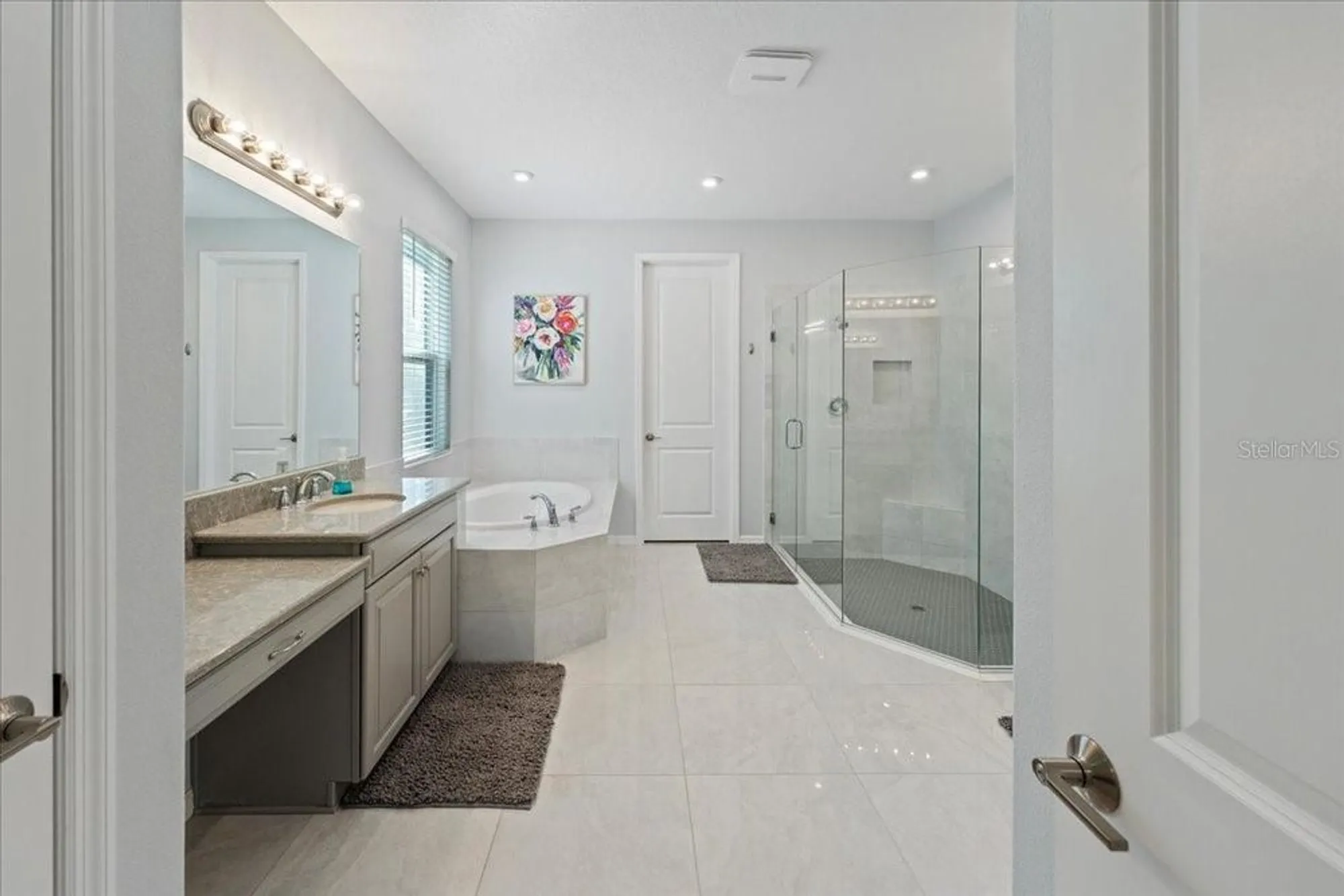 Property Slideshow image 41 of 86 | 10215 milky way cir, Sarasota, FL, 34241