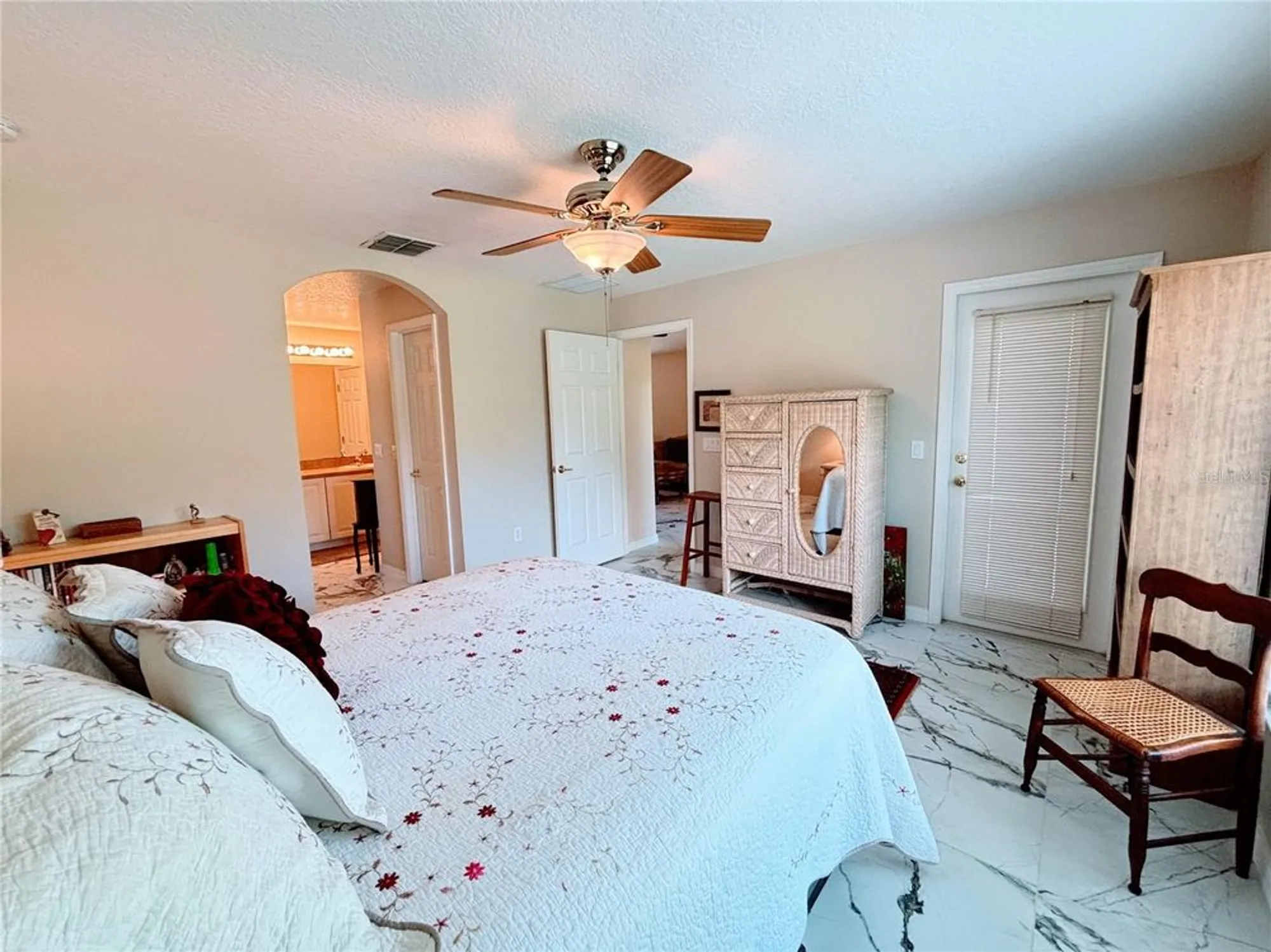 Property Slideshow image 23 of 65 | 432 grand canal dr, Poinciana, FL, 34759