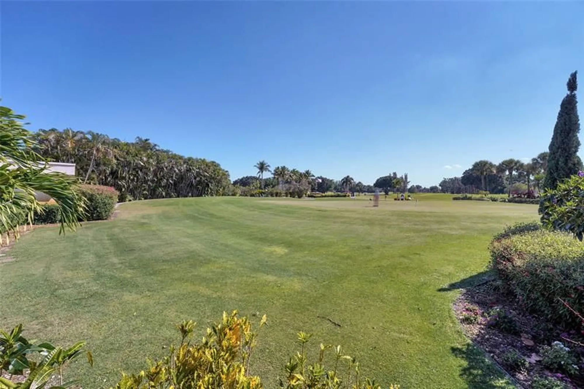 Property Slideshow image 38 of 50 | 8980 s hollybrook blvd 304, Pembroke Pines, FL, 33025