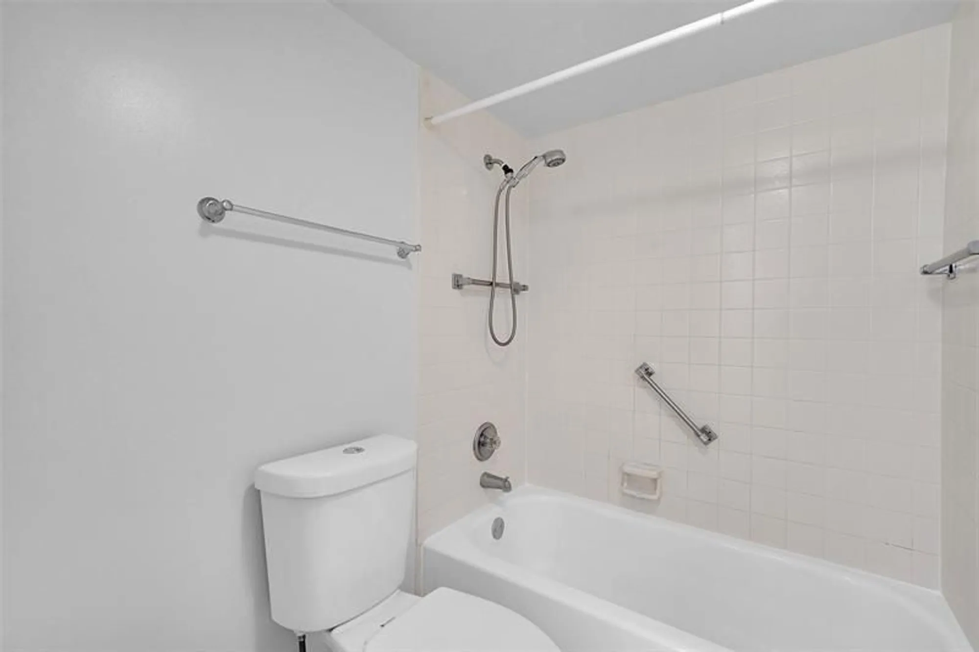 Property Slideshow image 22 of 37 | 2612 nassau bnd d1, Coconut Creek, FL, 33066