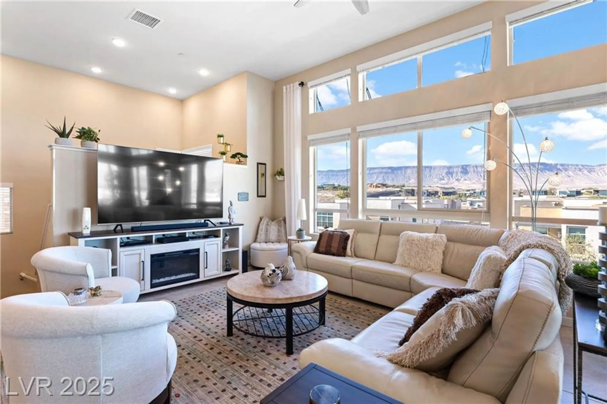 Property Slideshow image 17 of 68 | 4308 veraz st, Las Vegas, NV, 89135