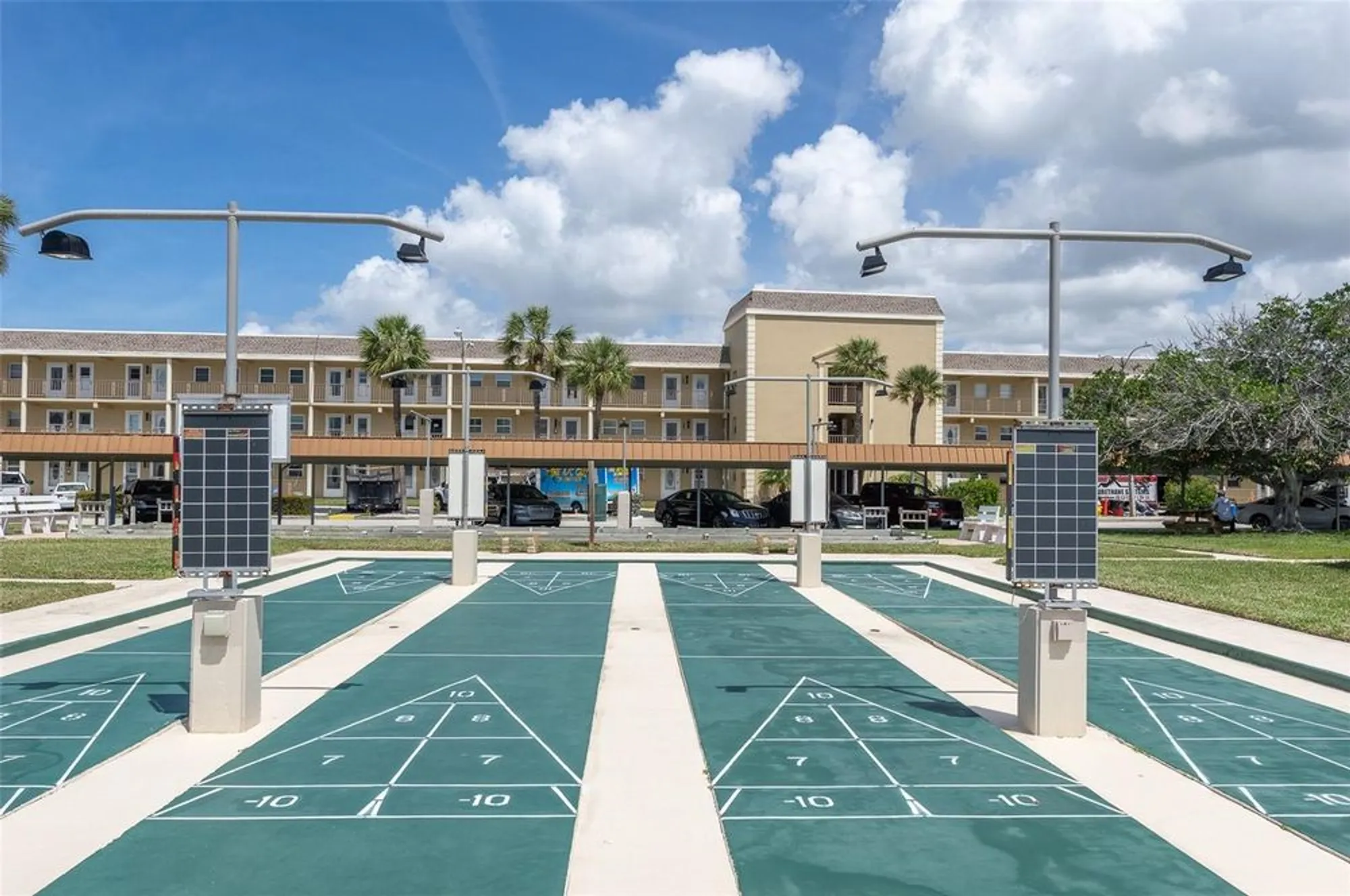Property Slideshow image 31 of 38 | 1 boca ciega point blvd apt 212, St Petersburg, FL, 33708