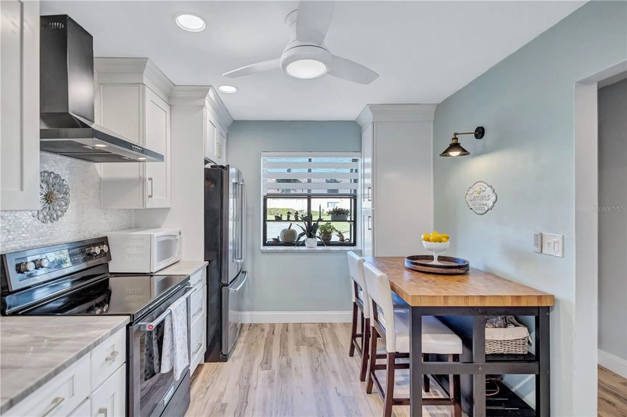 Property Slideshow image 4 of 66 | 3390 stonehaven ct a, Palm Harbor, FL, 34684