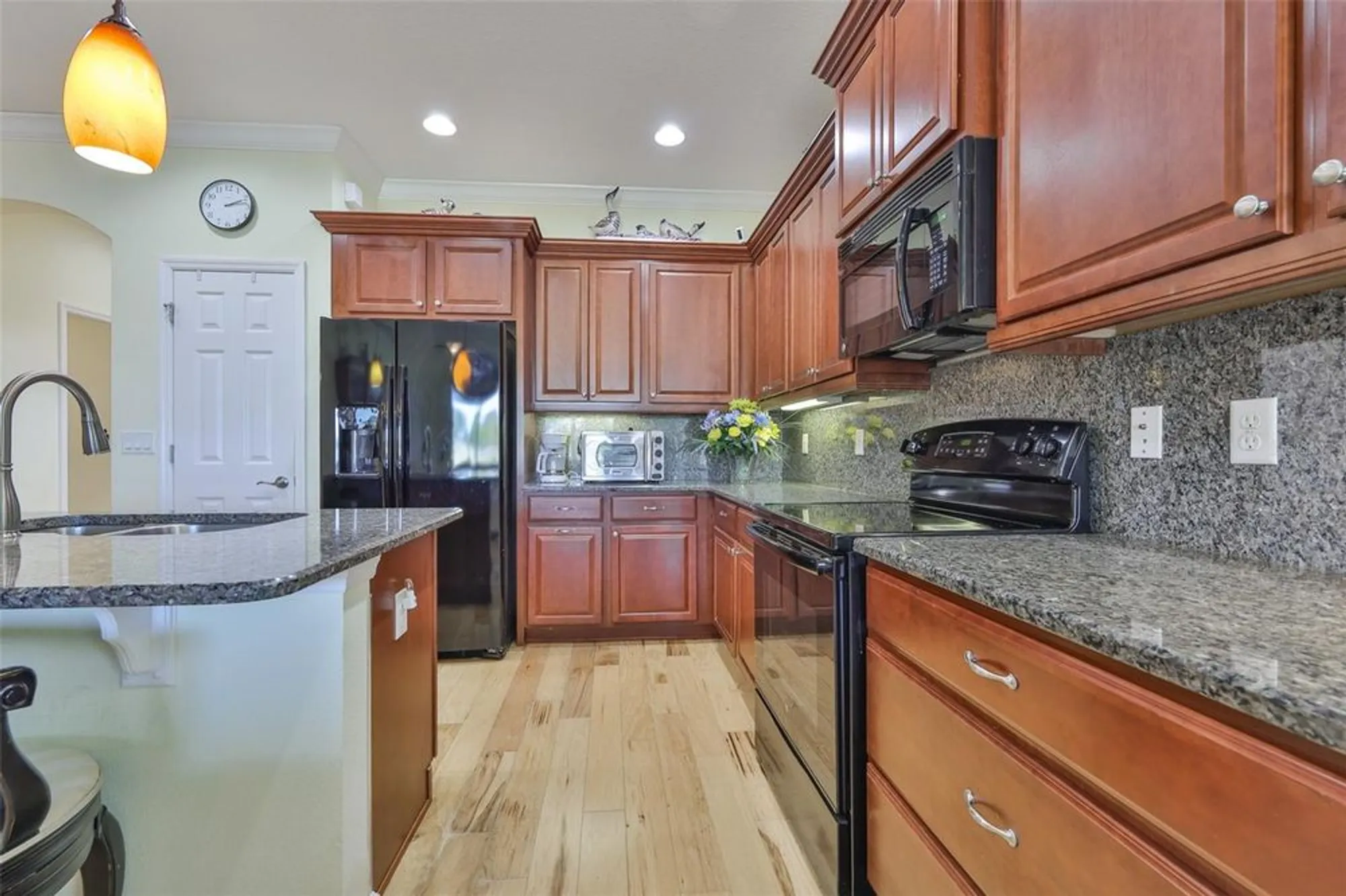 Property Slideshow image 12 of 77 | 2241 nottingham greens dr, Sun City Center, FL, 33573