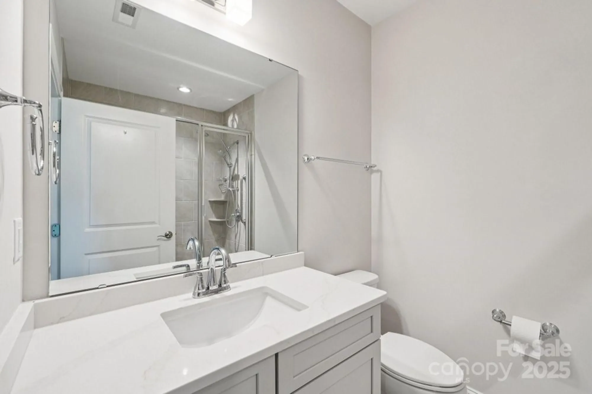 Property Slideshow image 34 of 47 | 45528 misty bluff dr, Charlotte, NC, 28278