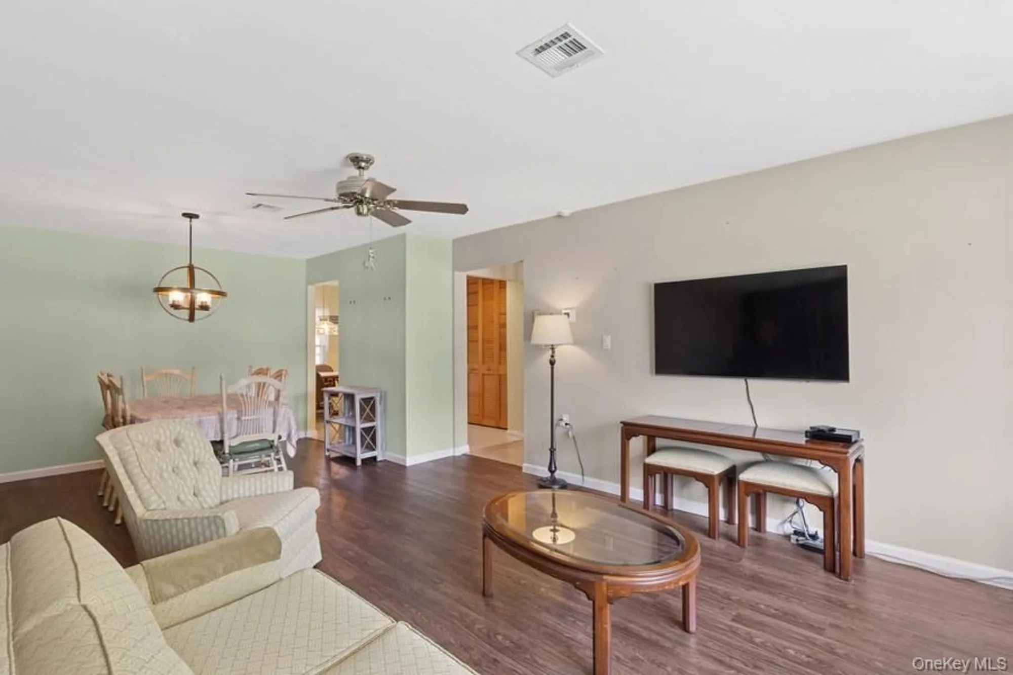 Property Slideshow image 11 of 22 | 96 enfield ct b, Ridge, NY, 11961