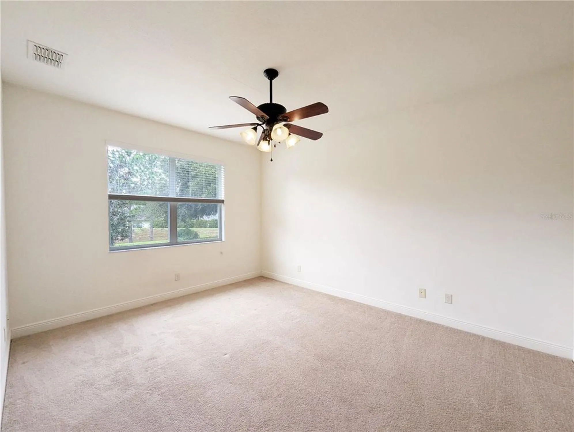 Property Slideshow image 12 of 32 | 1882 w angelica loop, Lecanto, FL, 34461