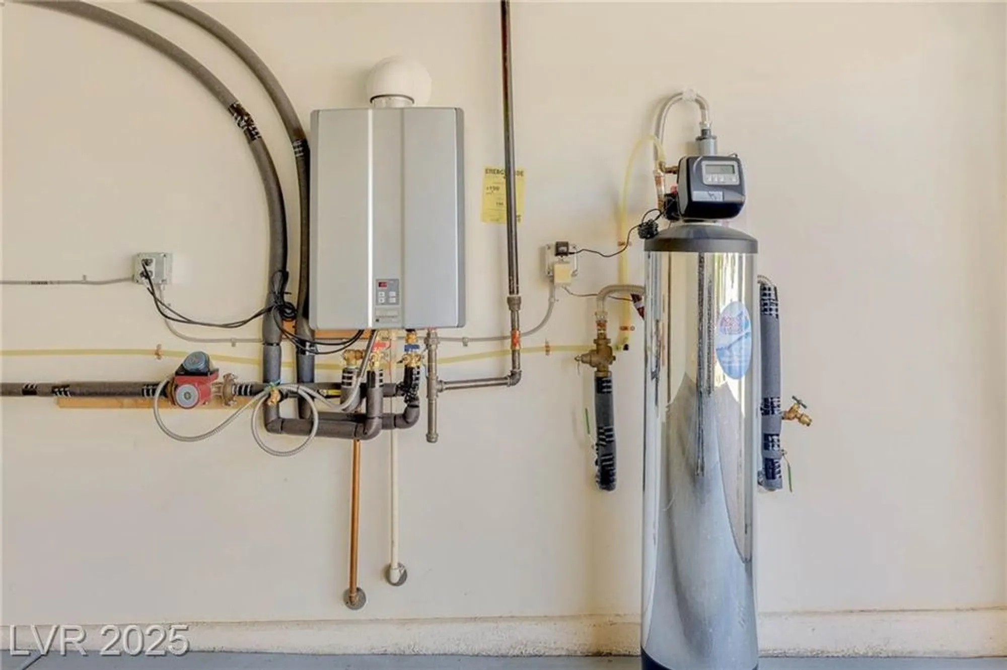 Property Slideshow image 26 of 31 | 2313 janesville ln, Henderson, NV, 89044