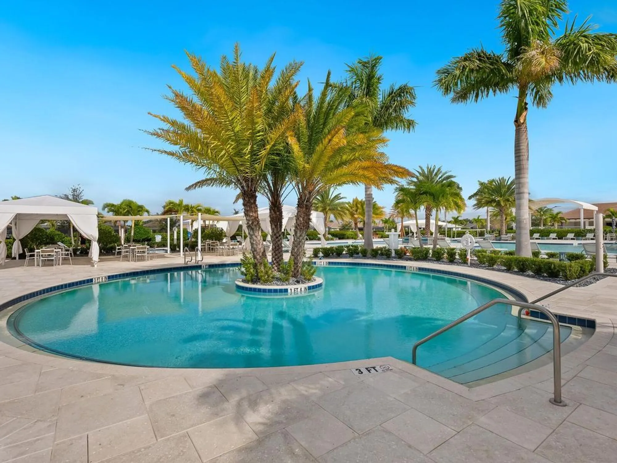 Property Slideshow image 44 of 51 | 4925 surfside cir, Bradenton, FL, 34211