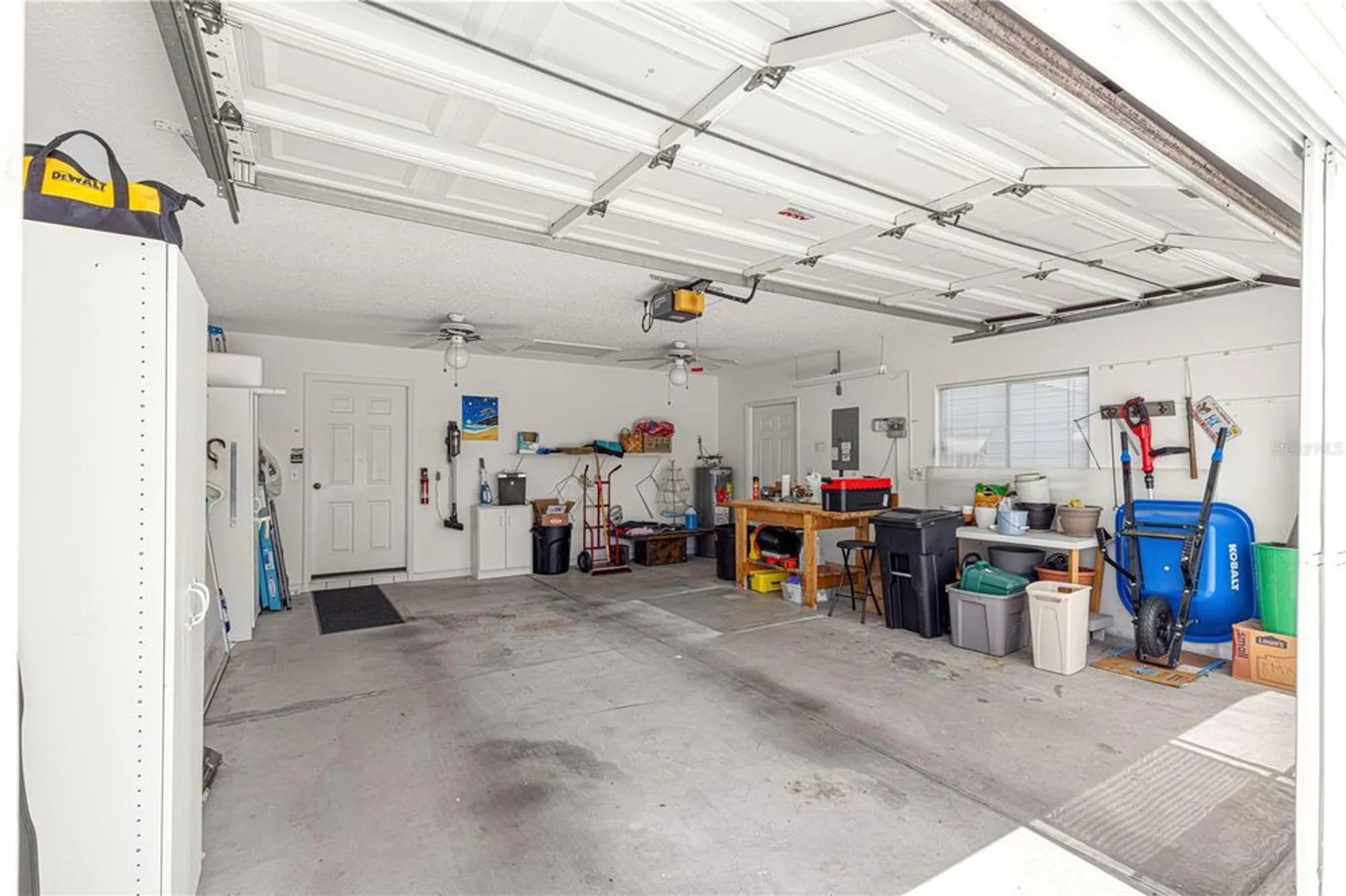 Property Slideshow image 14 of 43 | 9645 se 173rd pl, Summerfield, FL, 34491