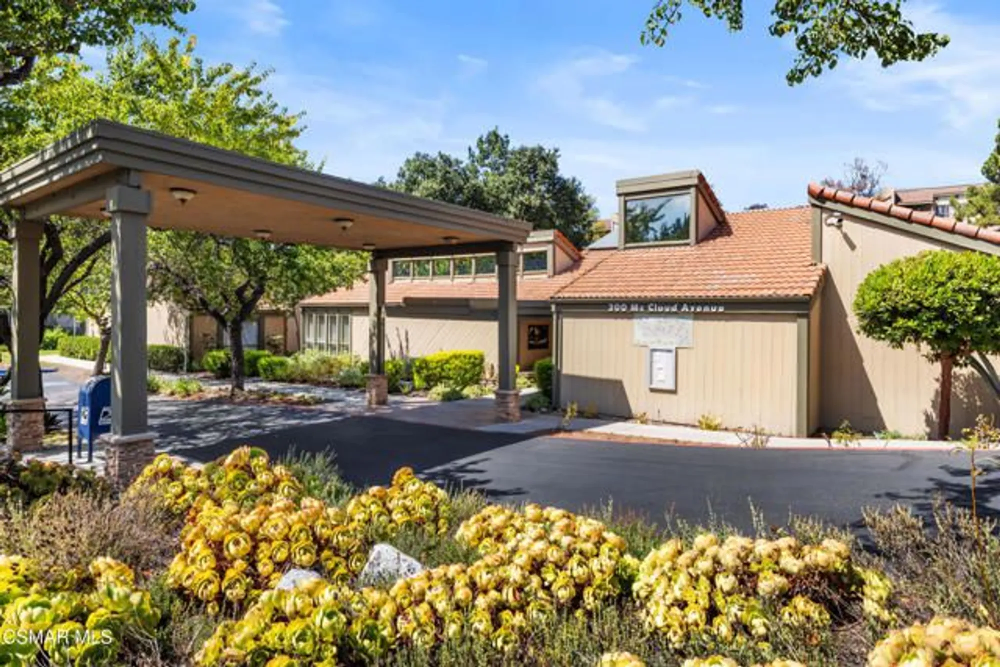 Property Slideshow image 48 of 62 | 224 oakleaf dr 105, Thousand Oaks, CA, 91360