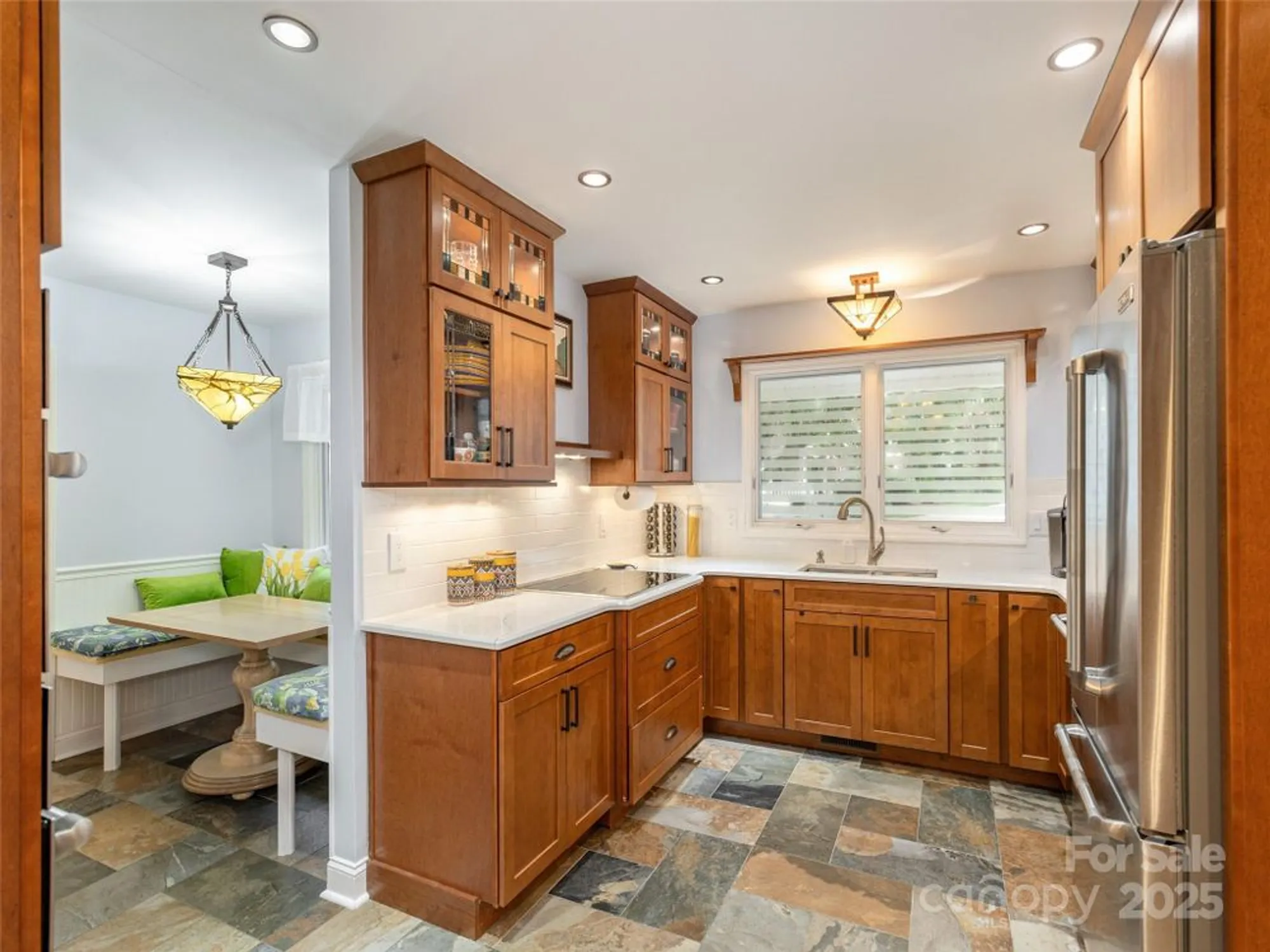 Property Slideshow image 19 of 48 | 210 black oak ln, Hendersonville, NC, 28791