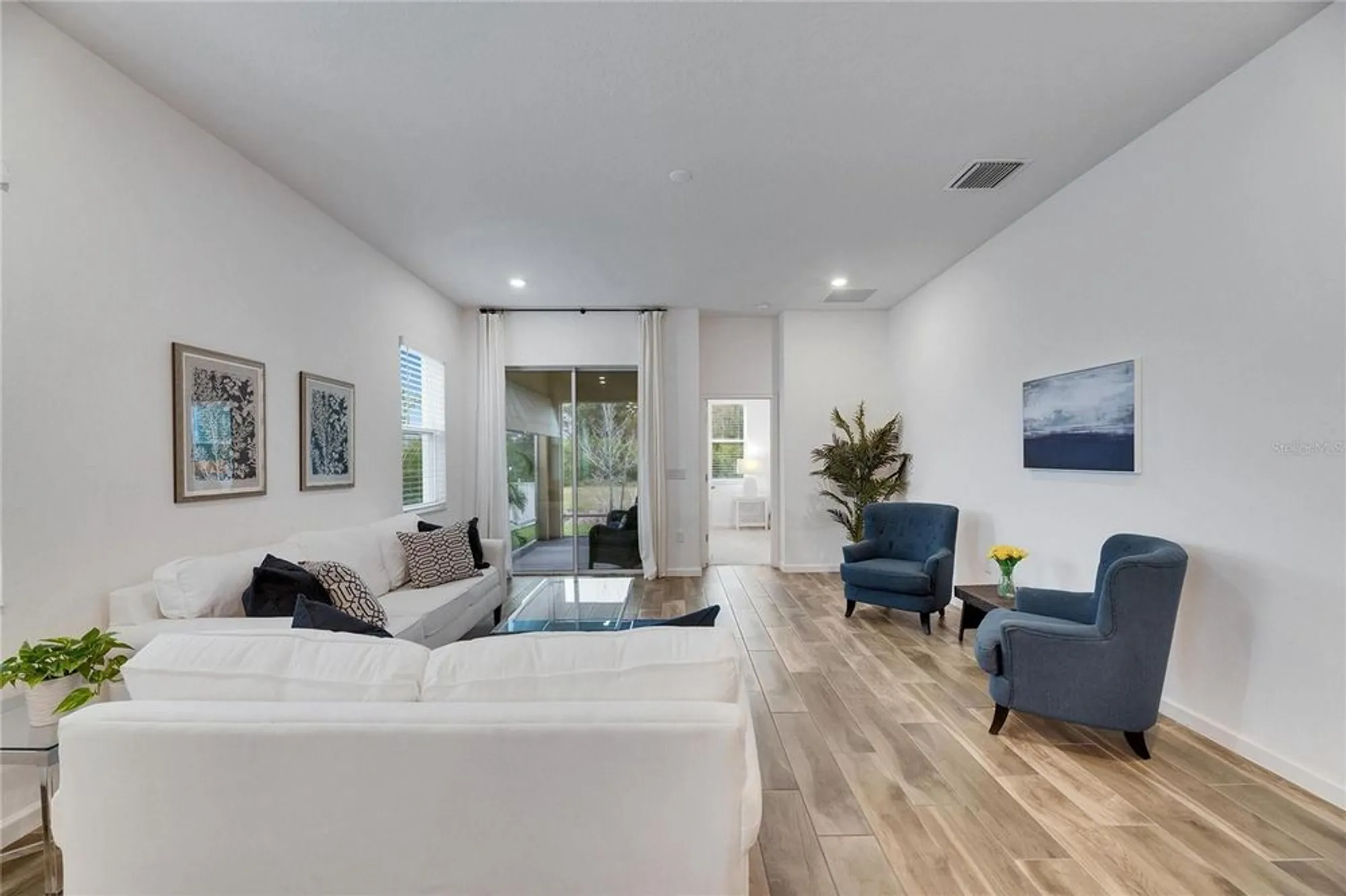 Property Slideshow image 29 of 87 | 407 sandsend ct, Apollo Beach, FL, 33572